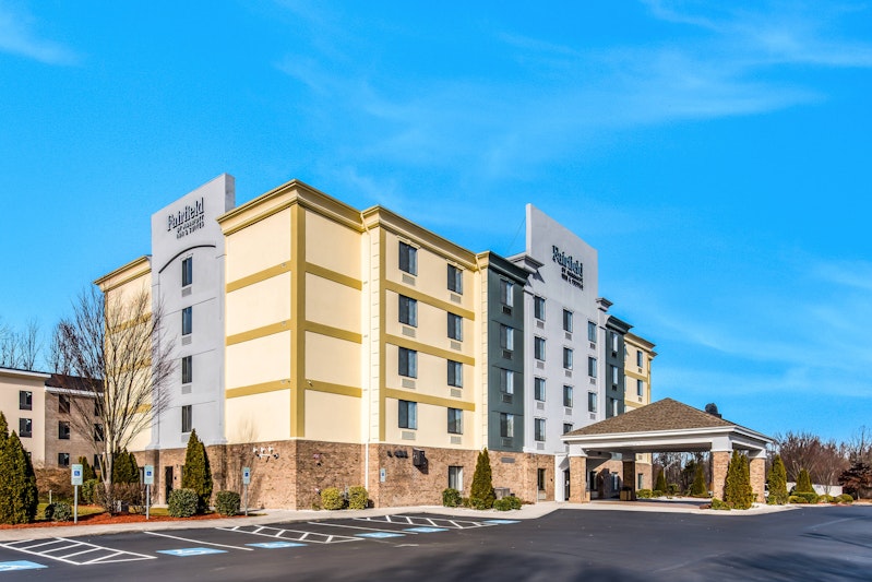 Fairfield by Marriott Inn & Suites Greensboro Coliseum Area