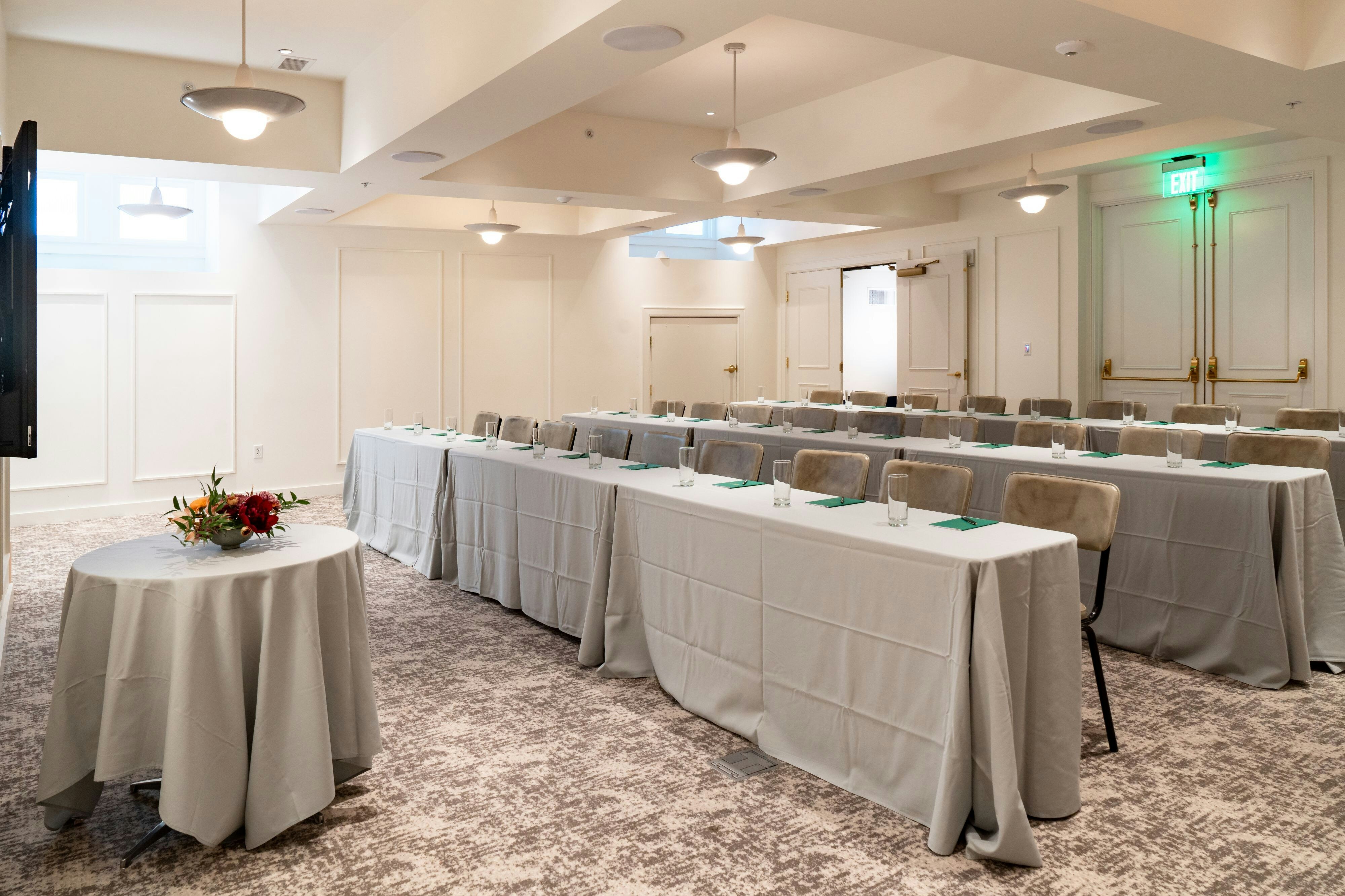 Woodlark Hotel Portland, a Tribute Portfolio Hotel