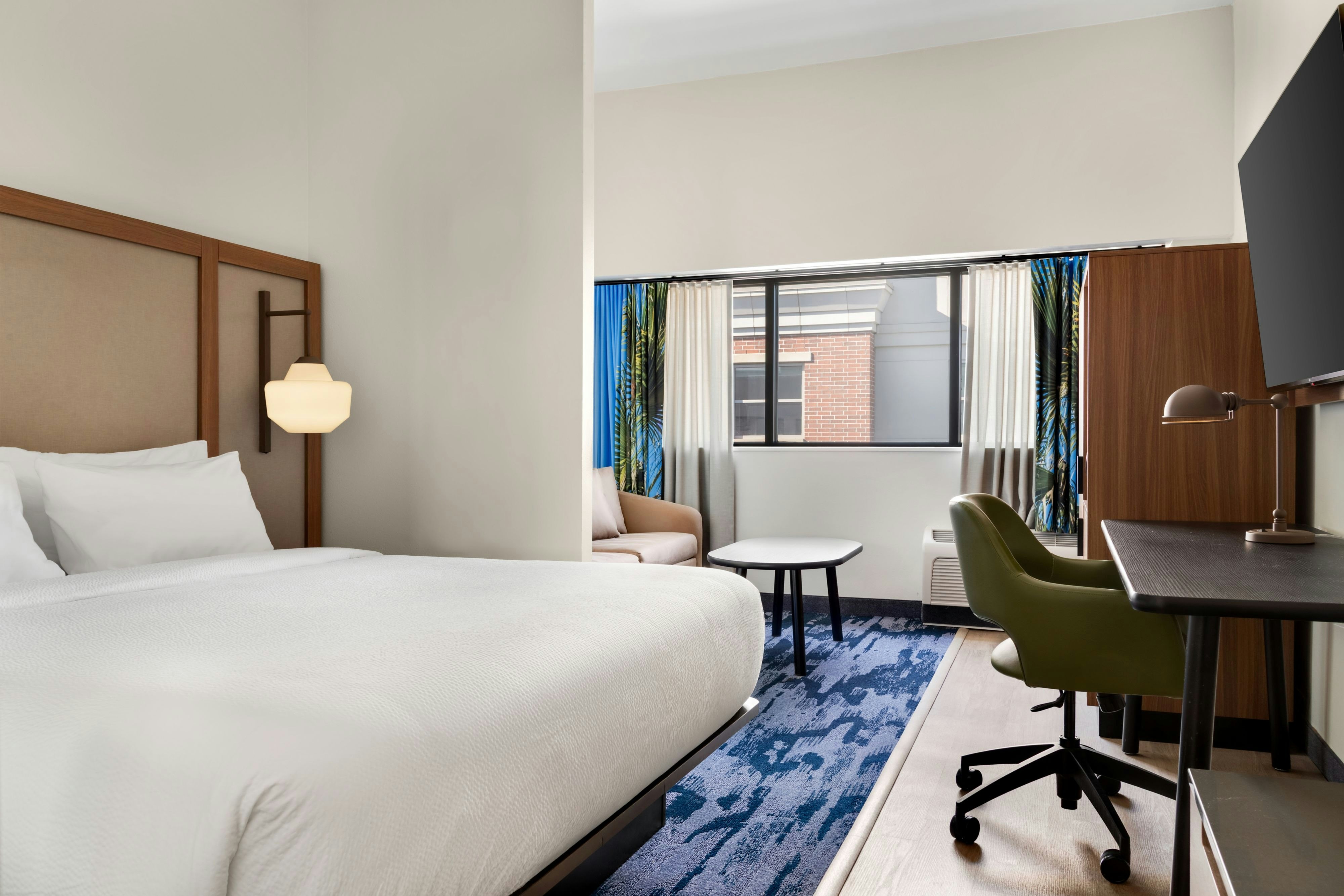 Fairfield by Marriott Inn & Suites Charleston Downtown