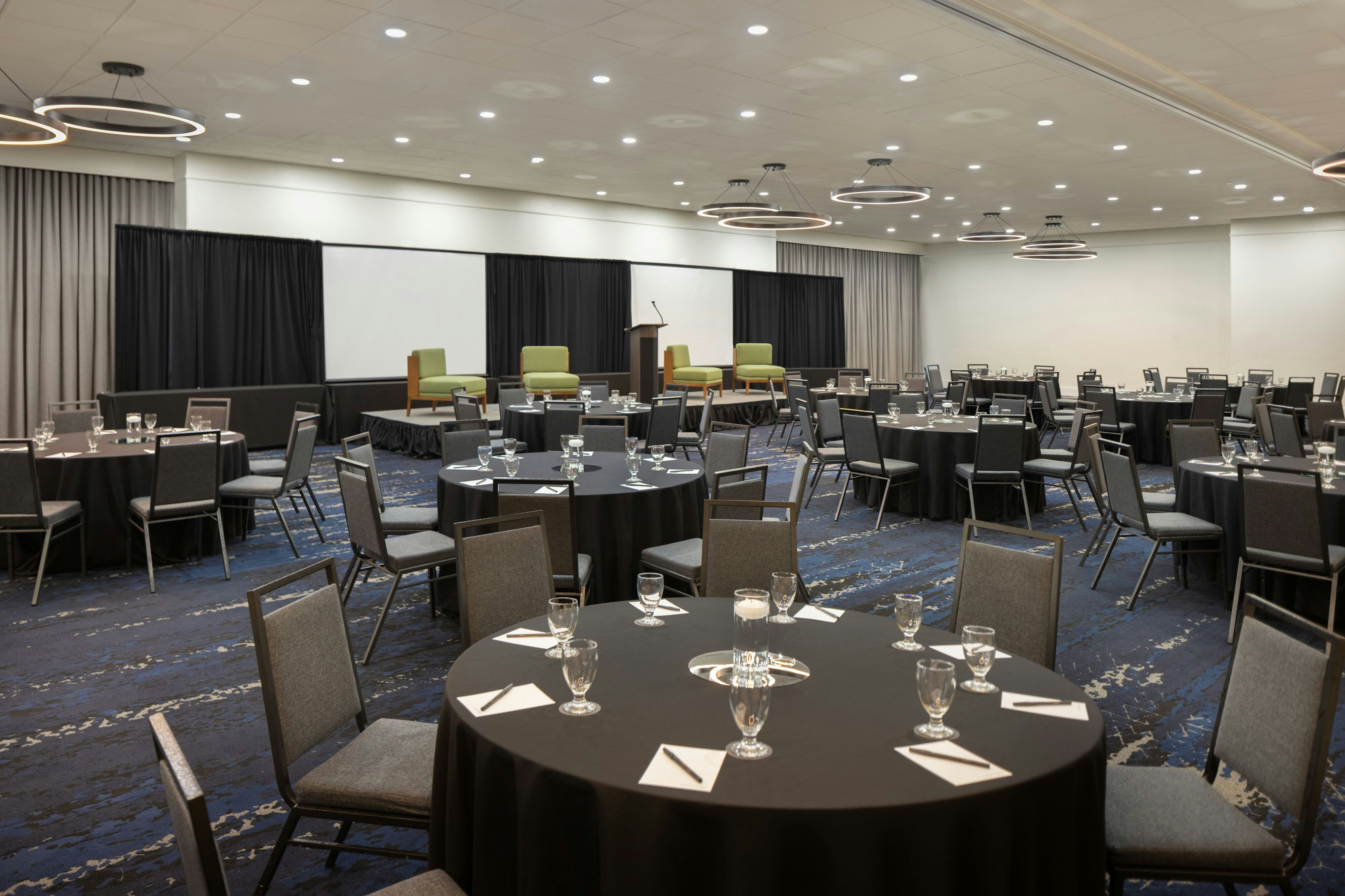 Courtyard by Marriott across Universal Orlando