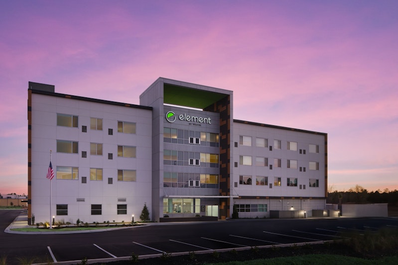Element Pooler Savannah Airport