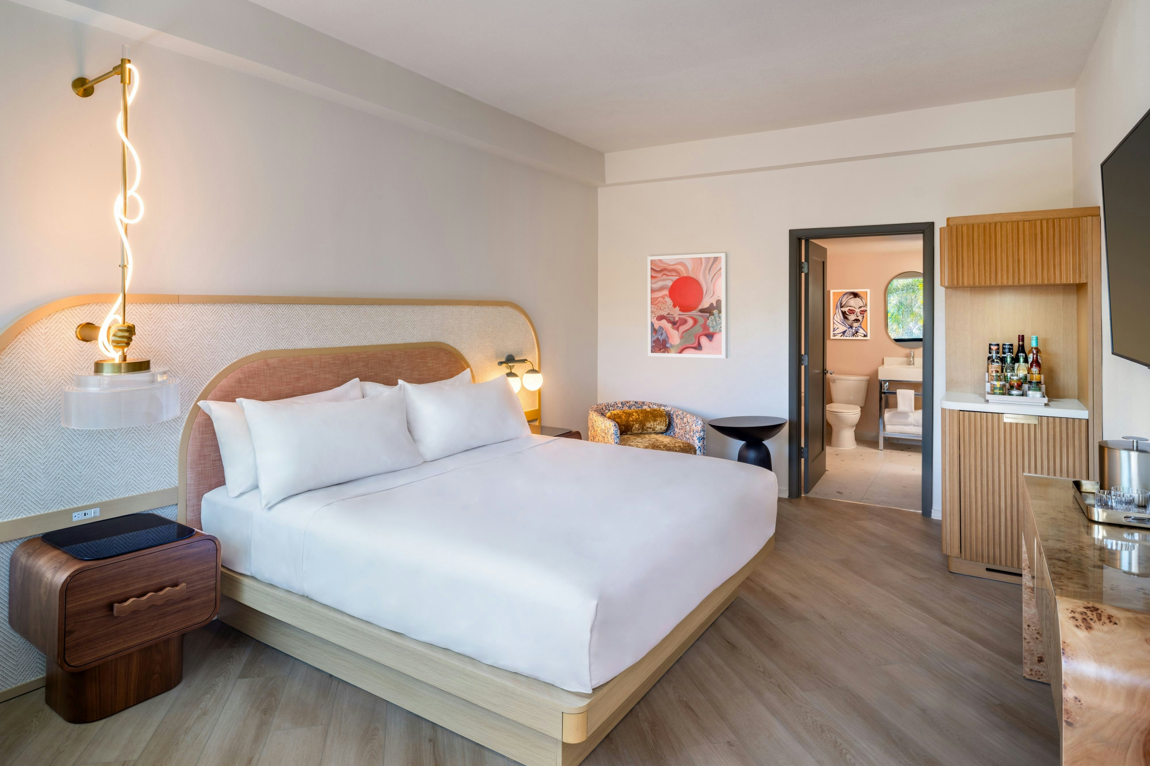 The Luce, St. Pete Beach, a Tribute Portfolio Hotel