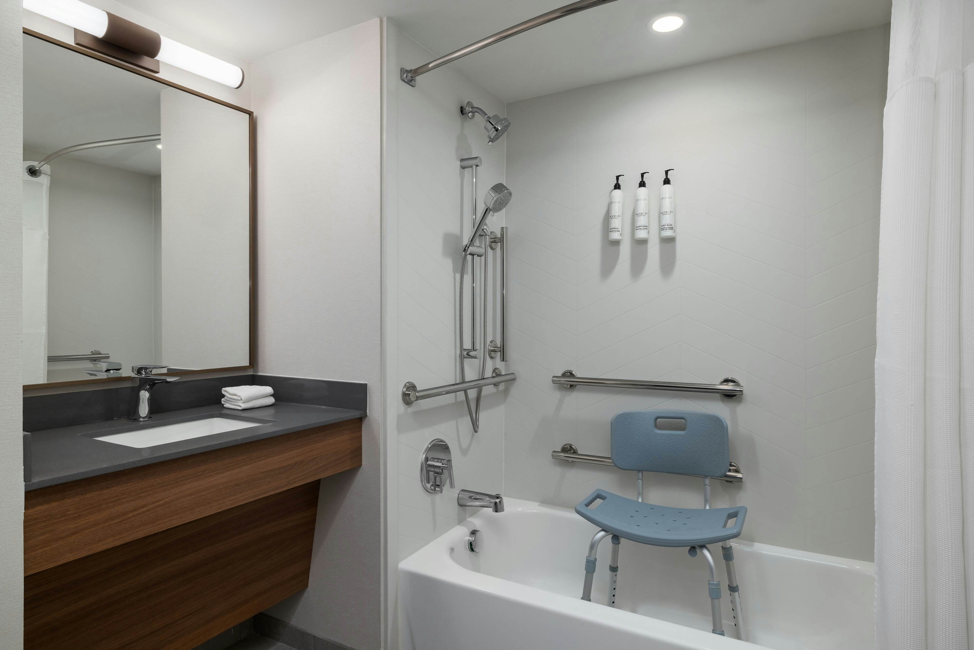 Fairfield by Marriott Inn & Suites Clinton