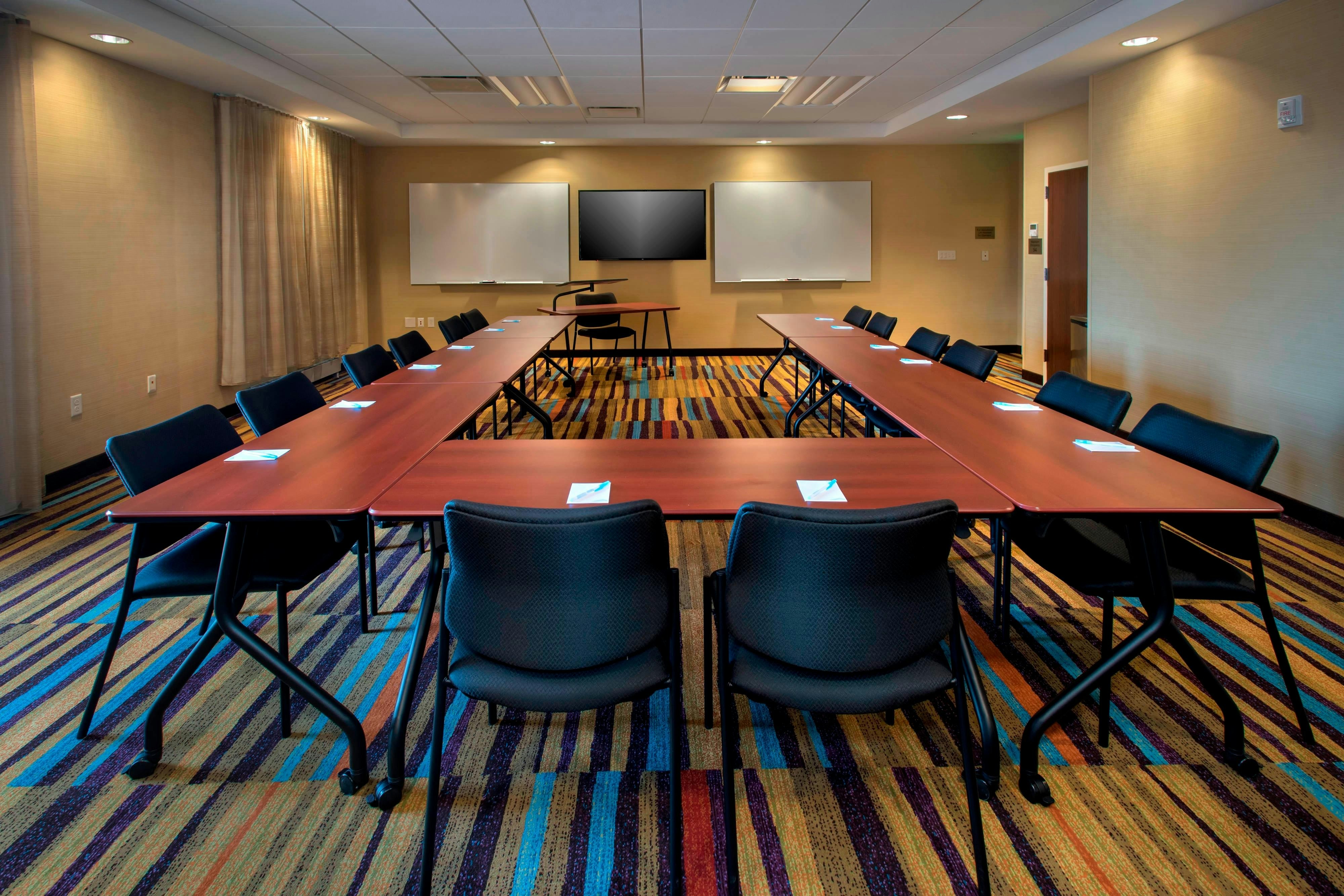 Fairfield by Marriott Inn & Suites Syracuse Carrier Circle