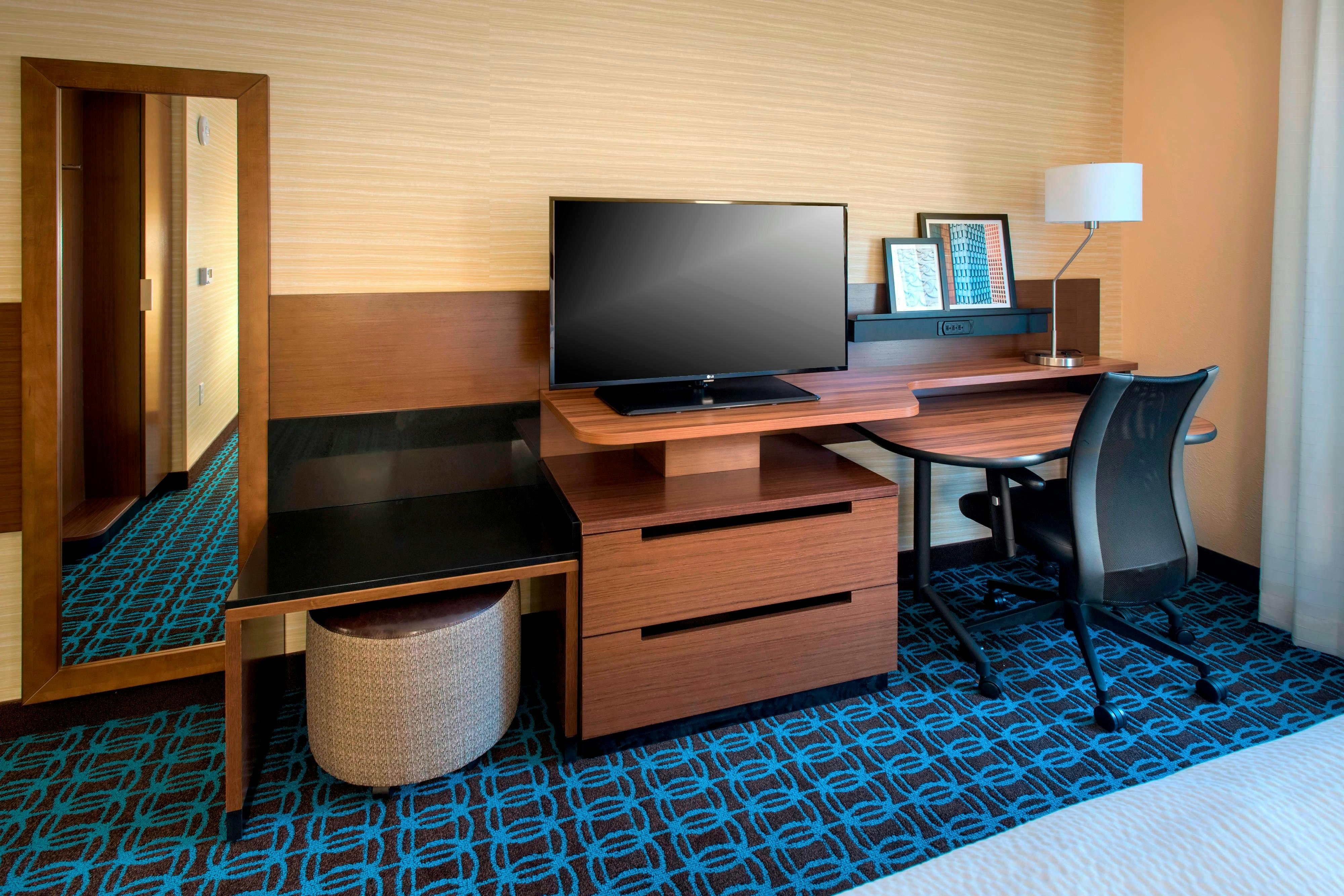 Fairfield by Marriott Inn & Suites Syracuse Carrier Circle