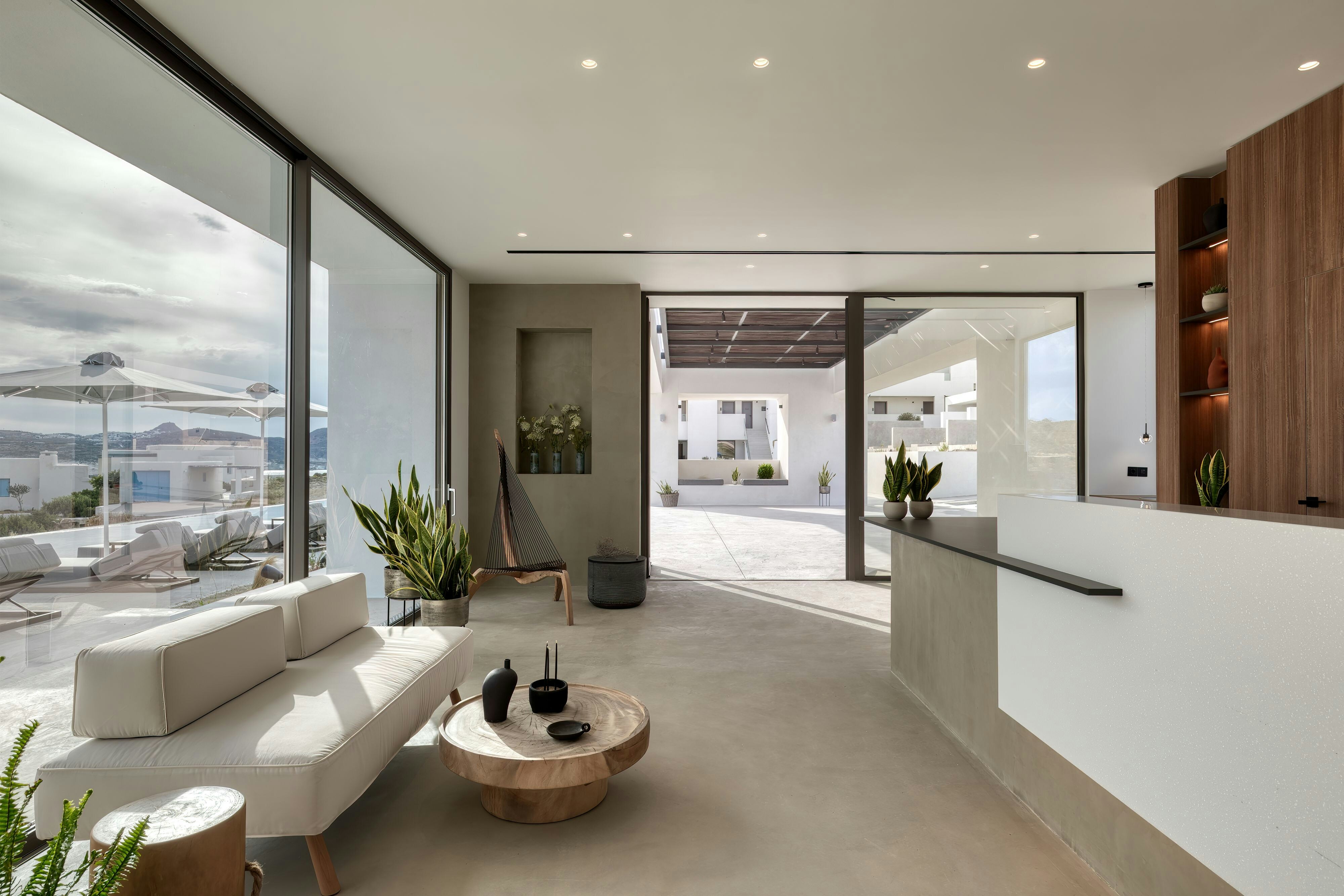 White Coast Pool Suites Small Luxury Hotels – Mitakas