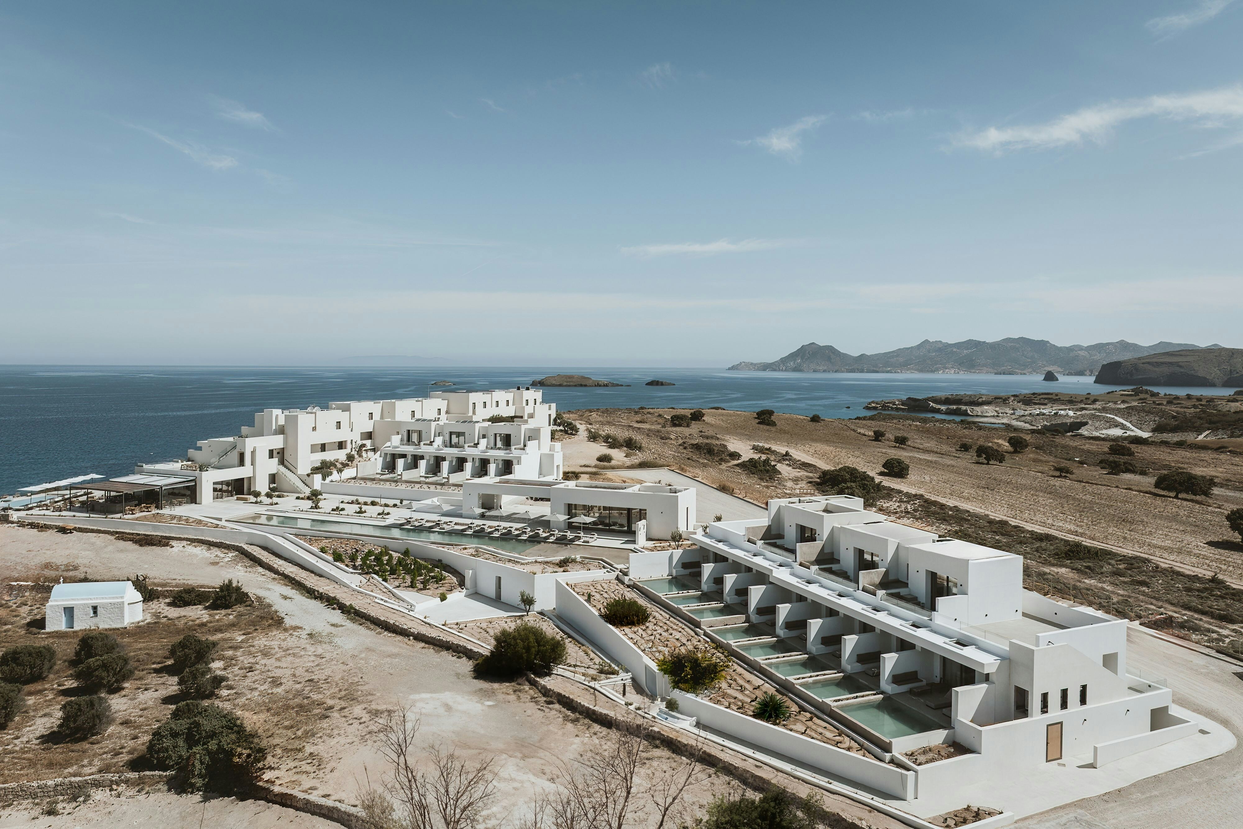 White Coast Pool Suites Small Luxury Hotels – Mitakas