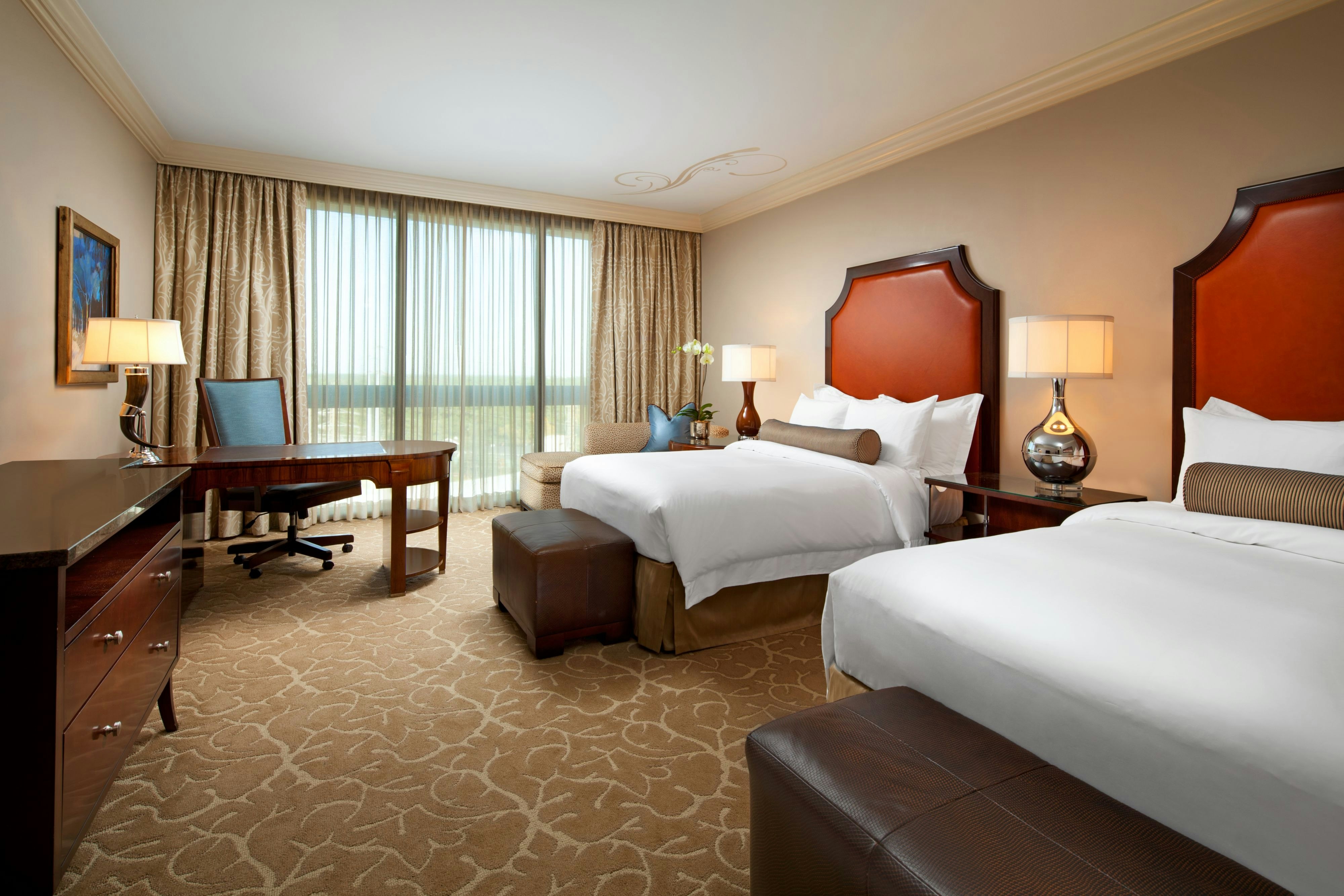Houston Grand Hotel – River Oaks