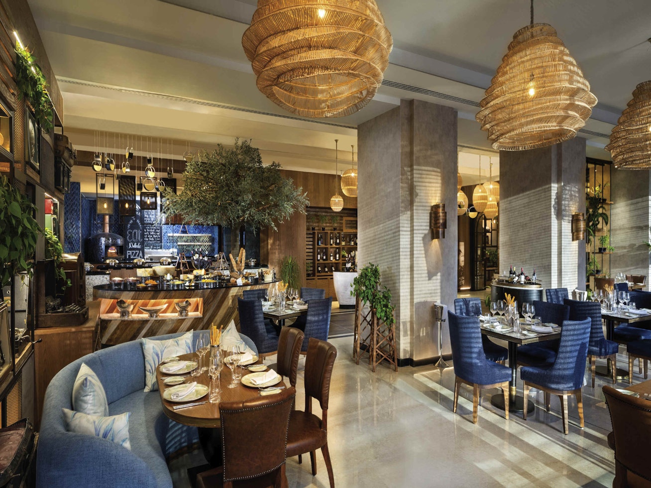 Fairmont Nile City Hotel, Cairo