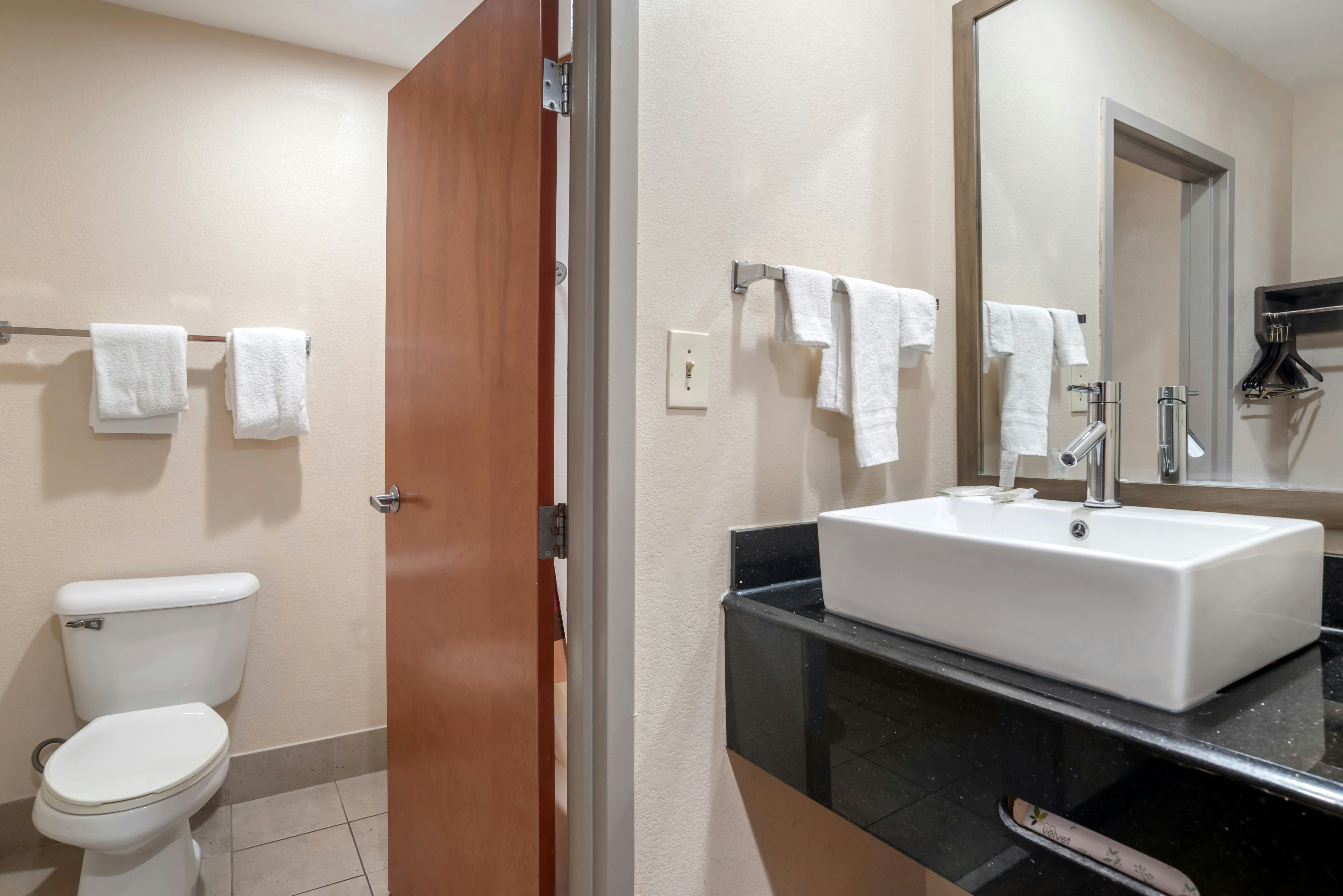 Red Roof Inn Suites Vicksburg