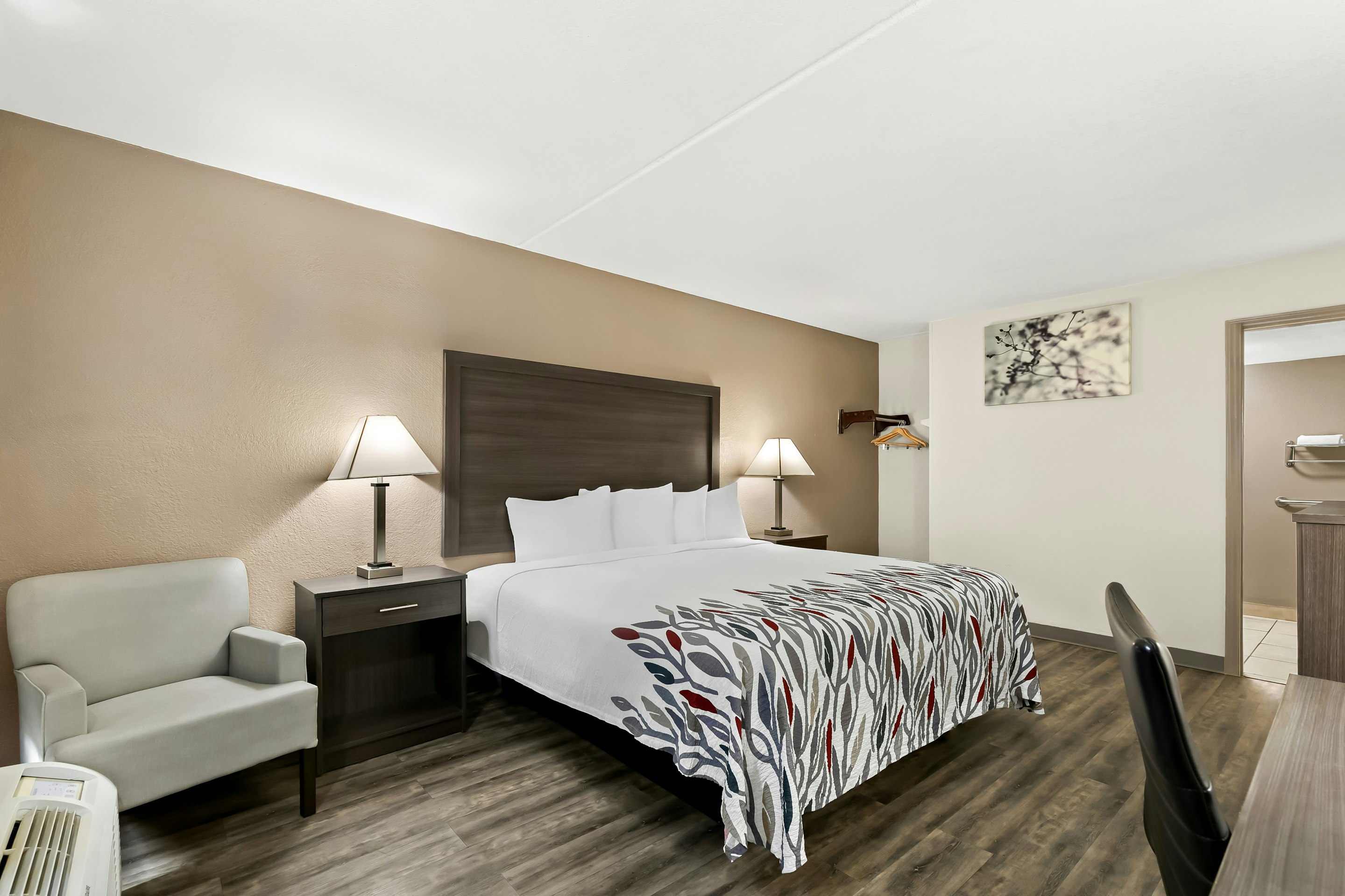 Red Roof Inn Suites Duncan