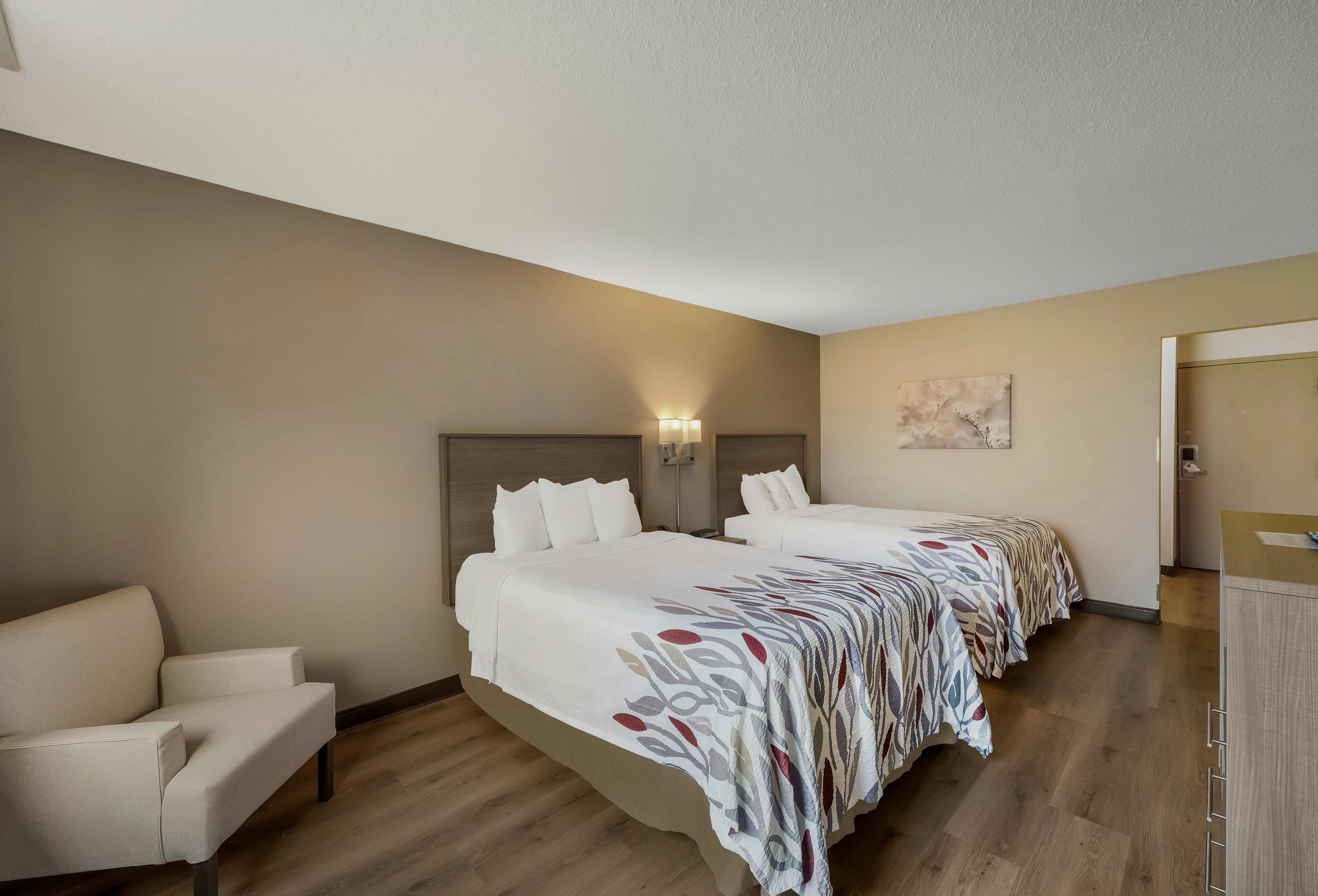 Deluxe 2 Full Beds Non-Smoking