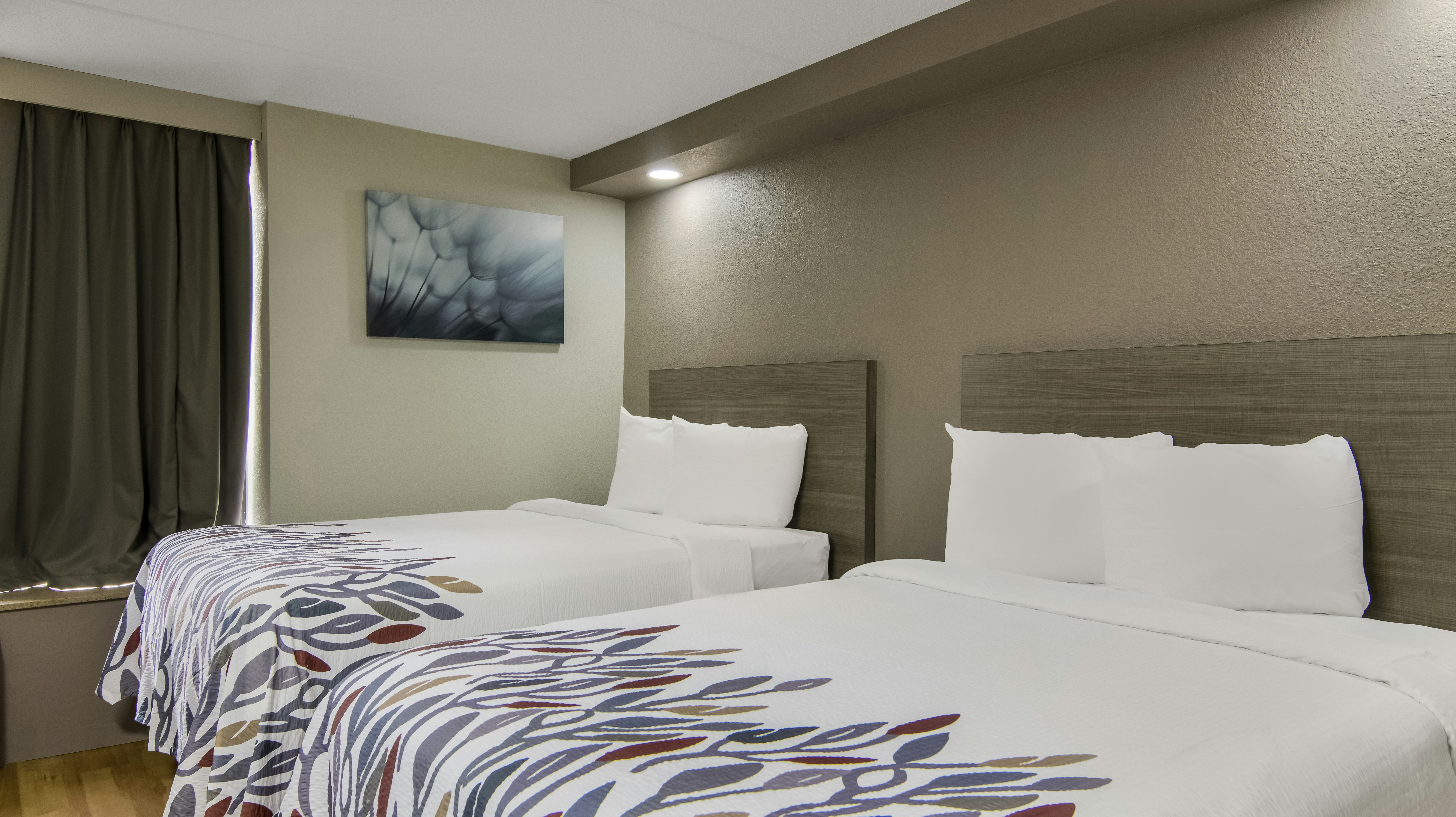 Deluxe 2 Full Beds with Kitchenette Non-Smoking