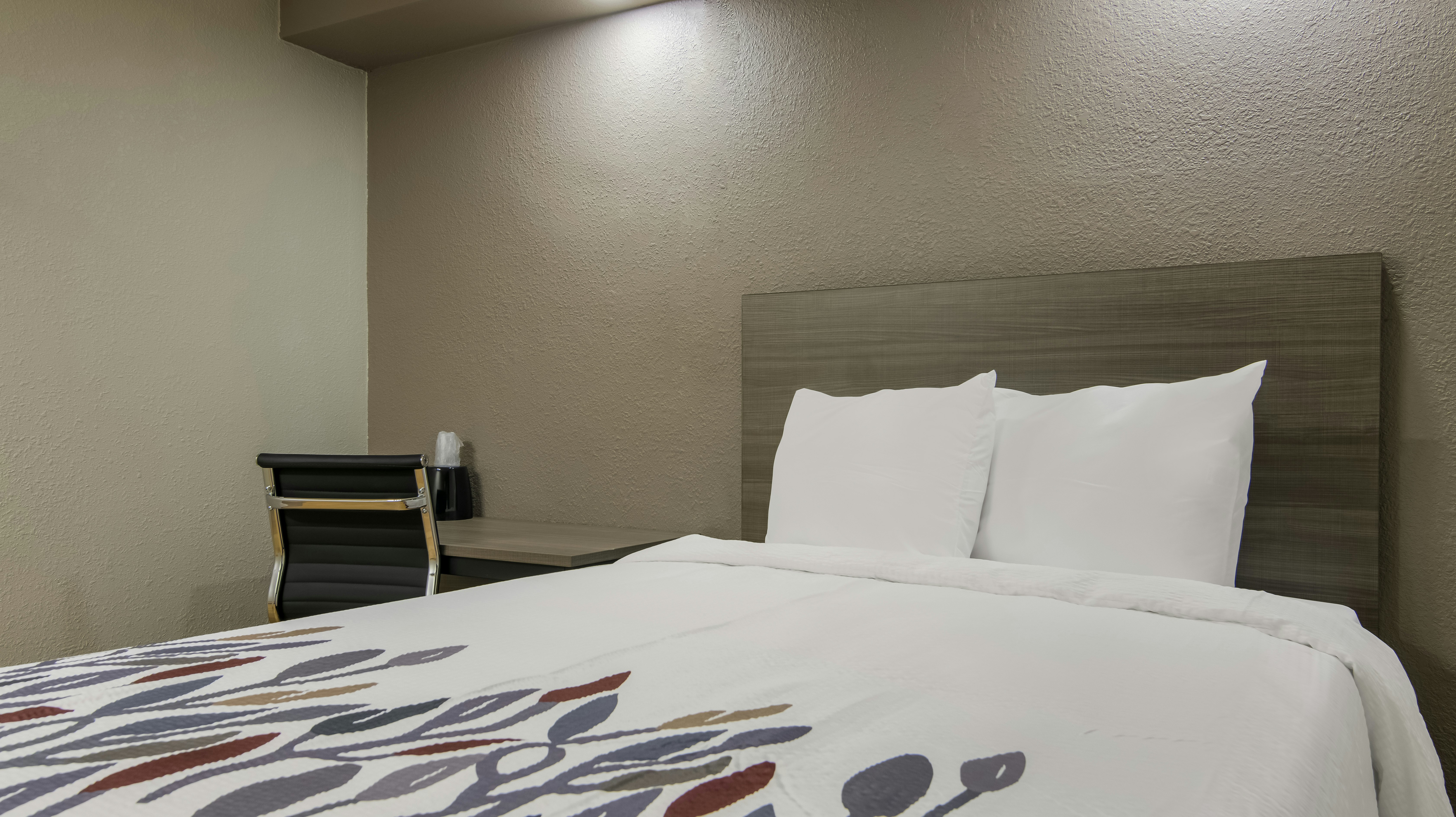 Red Roof Inn Conference Center Chicago – Aurora/Fox Valley