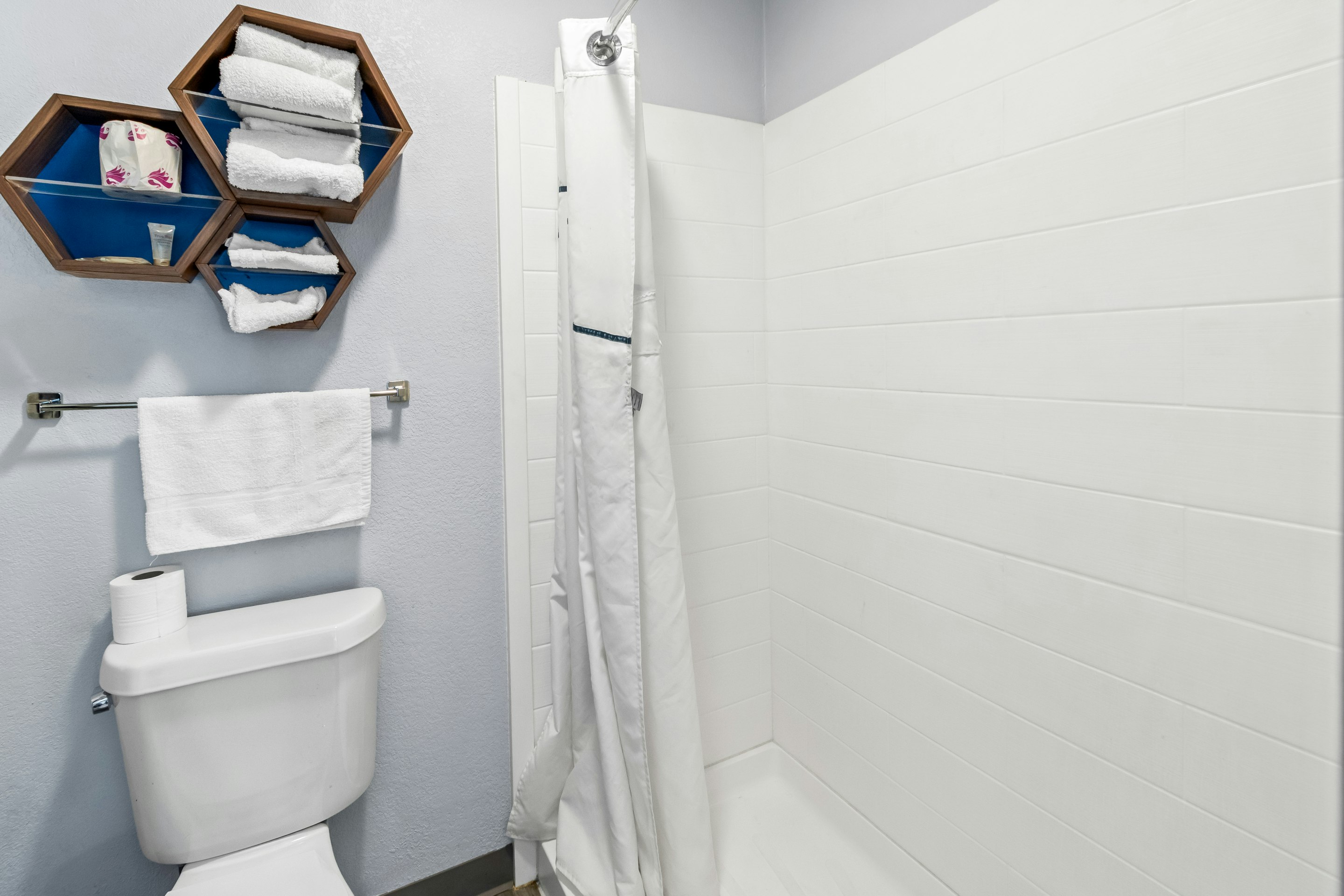 Studio 1 King Bed Smaller Room Non-Smoking