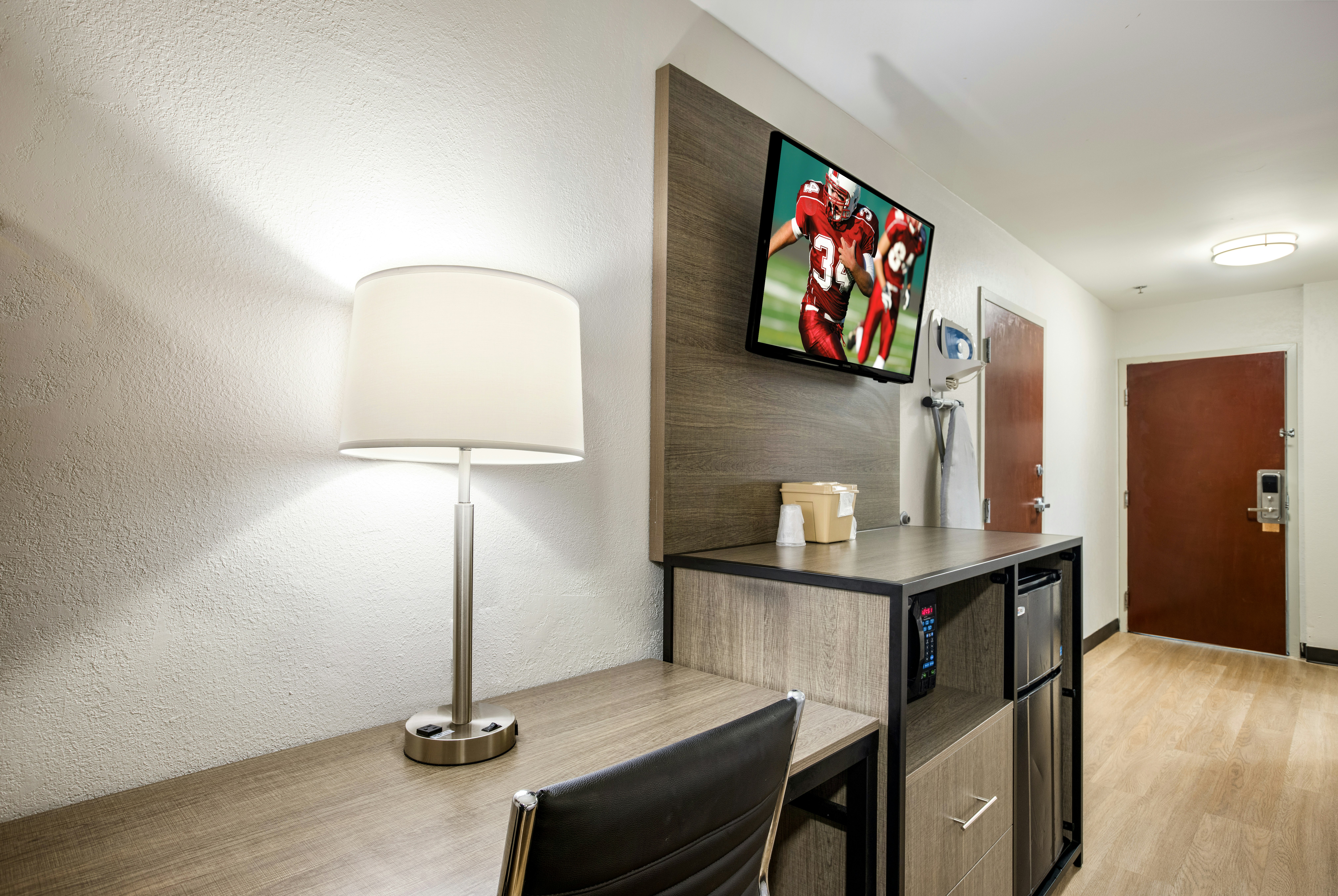 Red Roof PLUS+ Suites Savannah – I-95