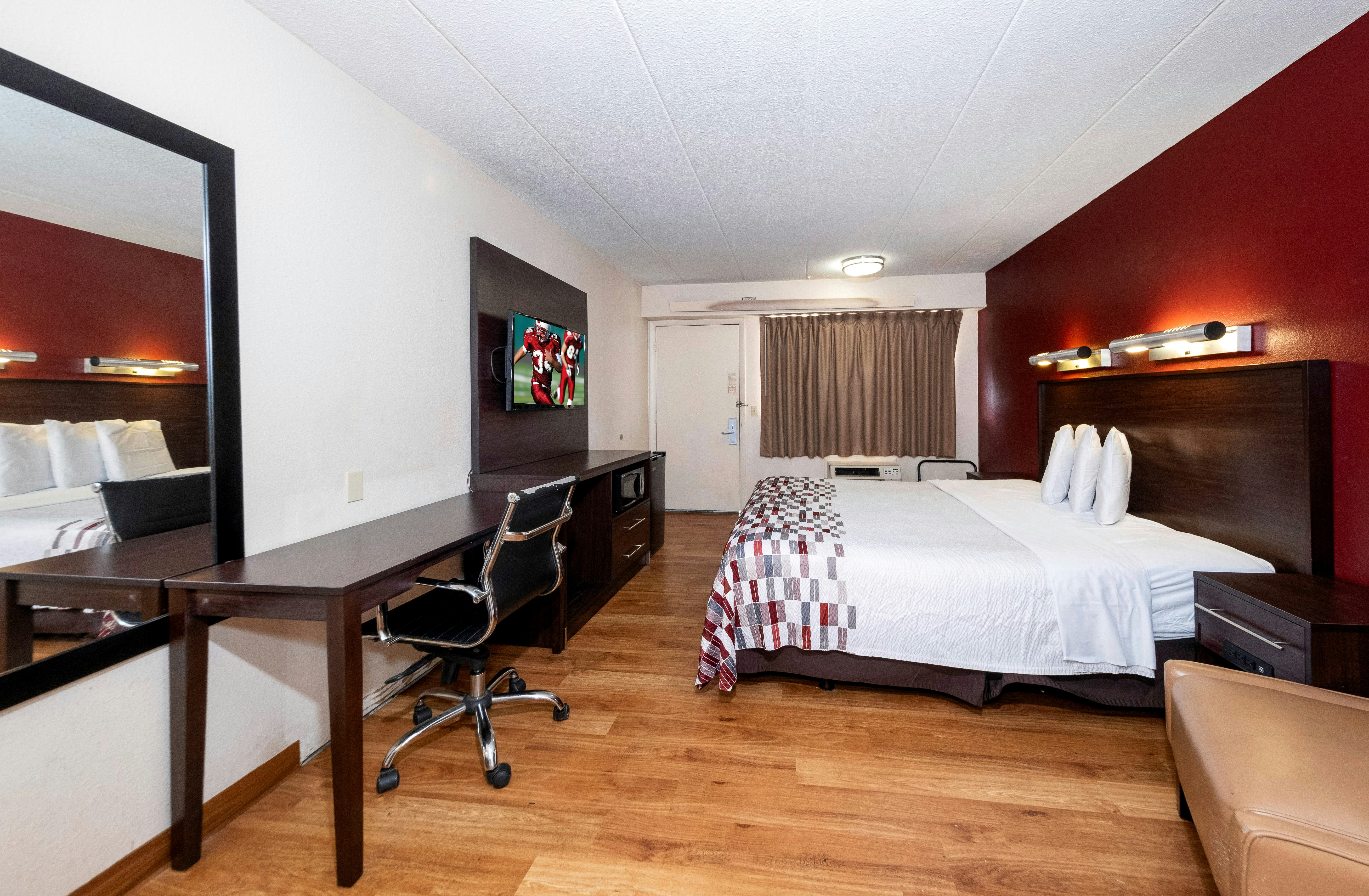 Red Roof Inn Chicago – Lansing