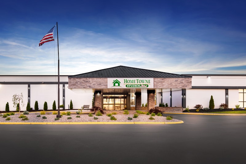 HomeTowne Studios Conference Center Cortland