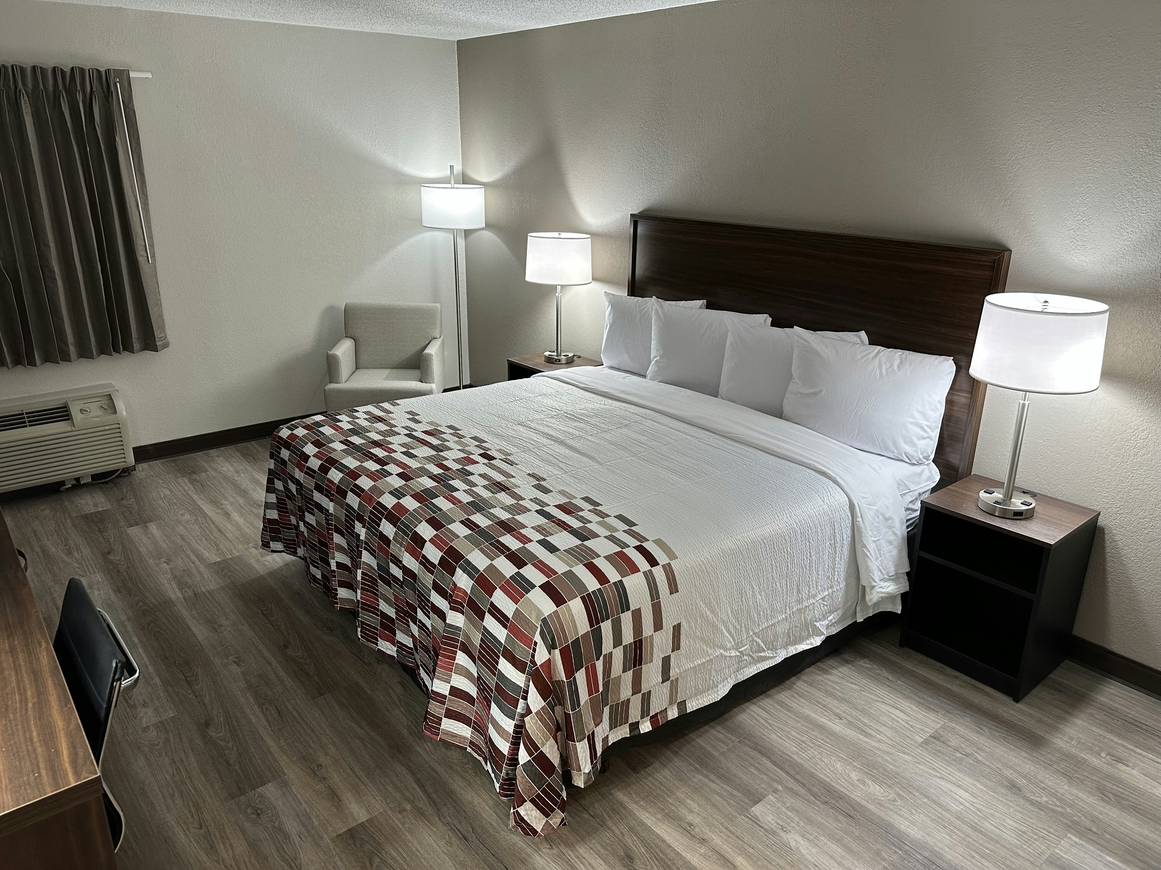 Red Roof Inn Charleston – Dunbar