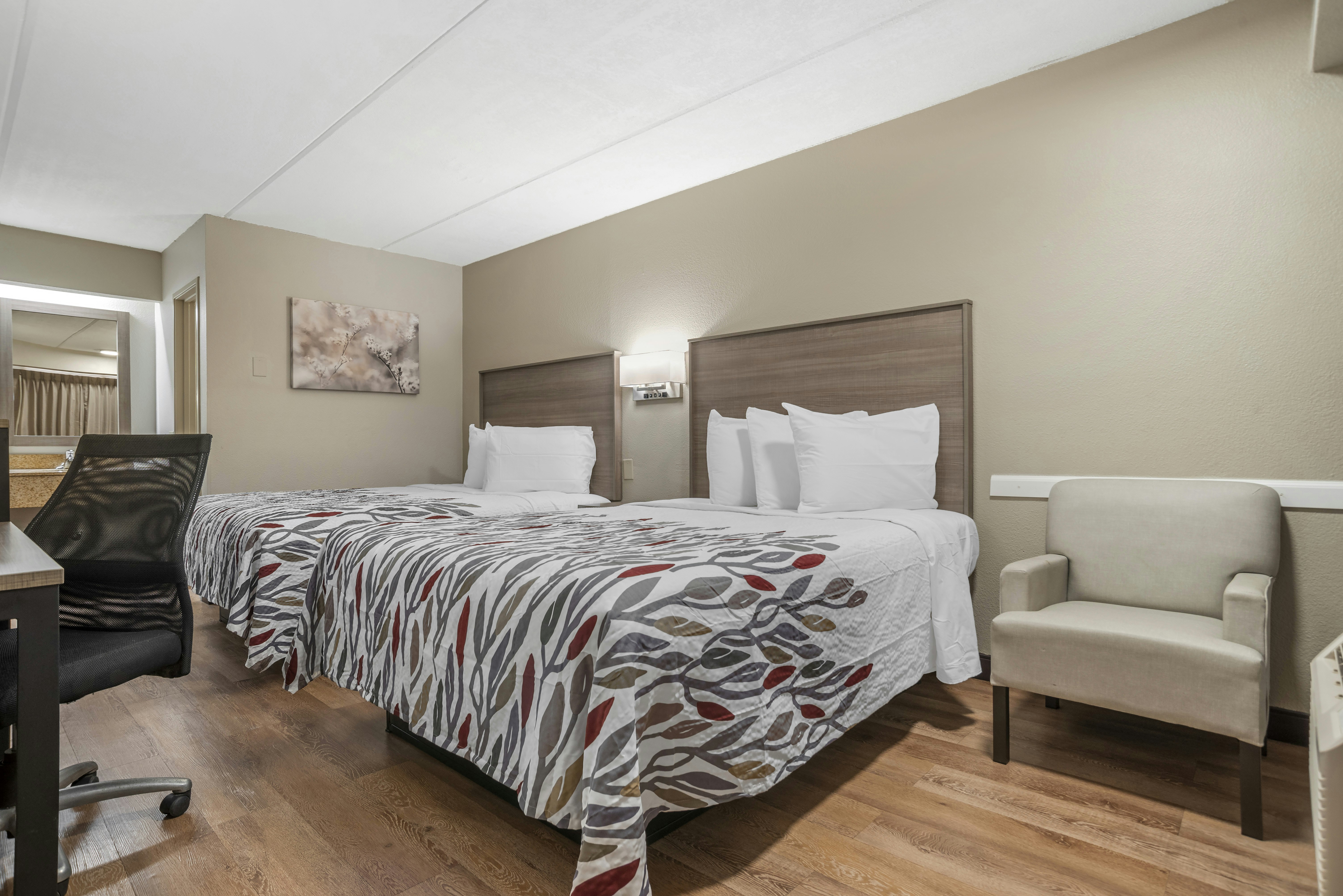 Deluxe 2 Full Beds Smoke Free
