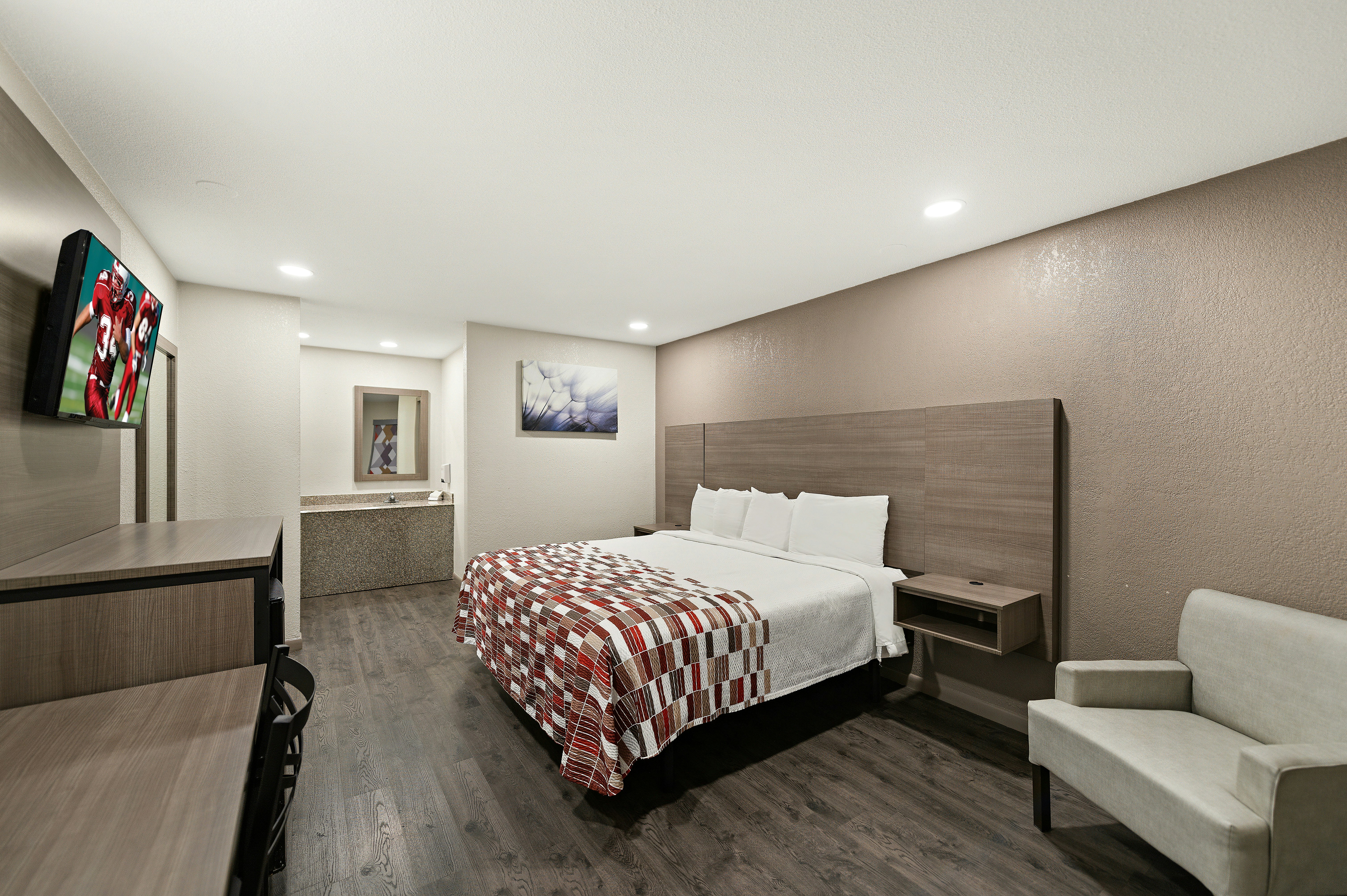 Deluxe King Bed Non-Smoking