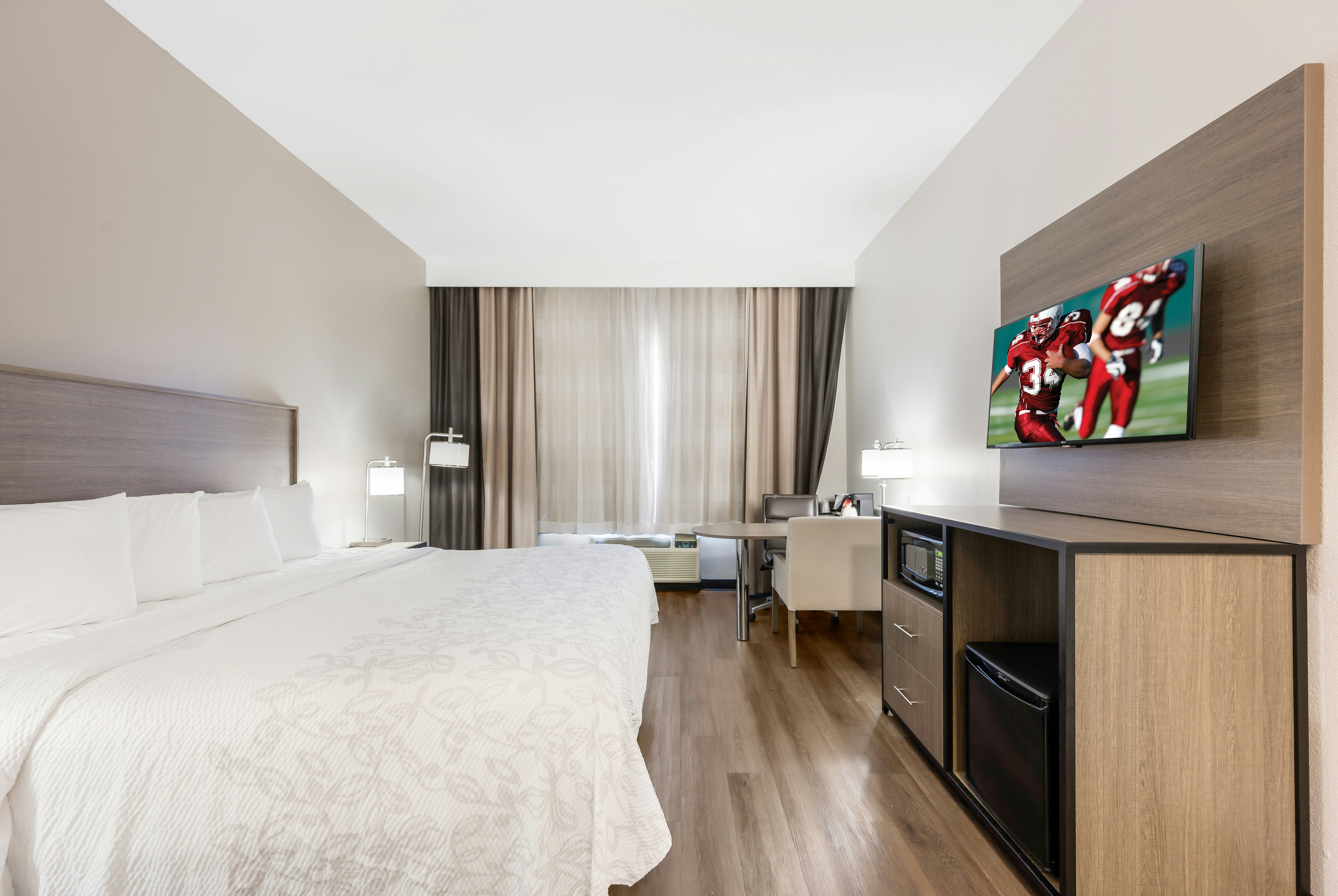 Red Roof PLUS+ Suites Birmingham – Bessemer