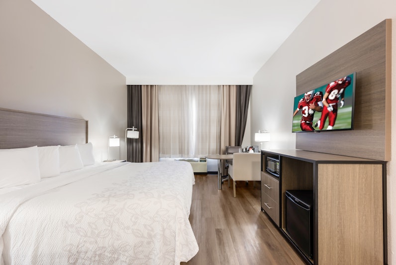 Red Roof PLUS+ Suites Birmingham – Bessemer