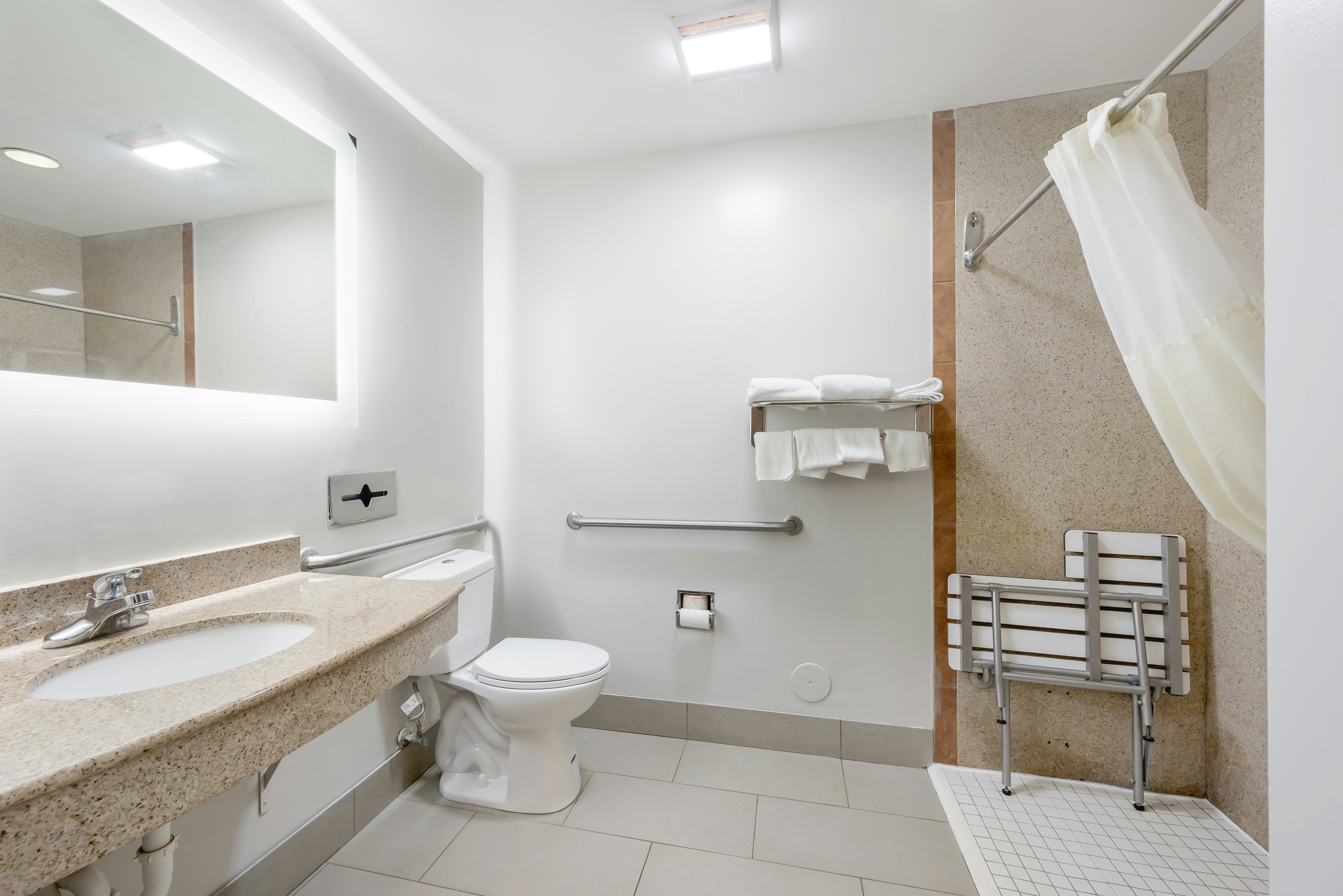Red Roof PLUS+ Suites Birmingham – Bessemer