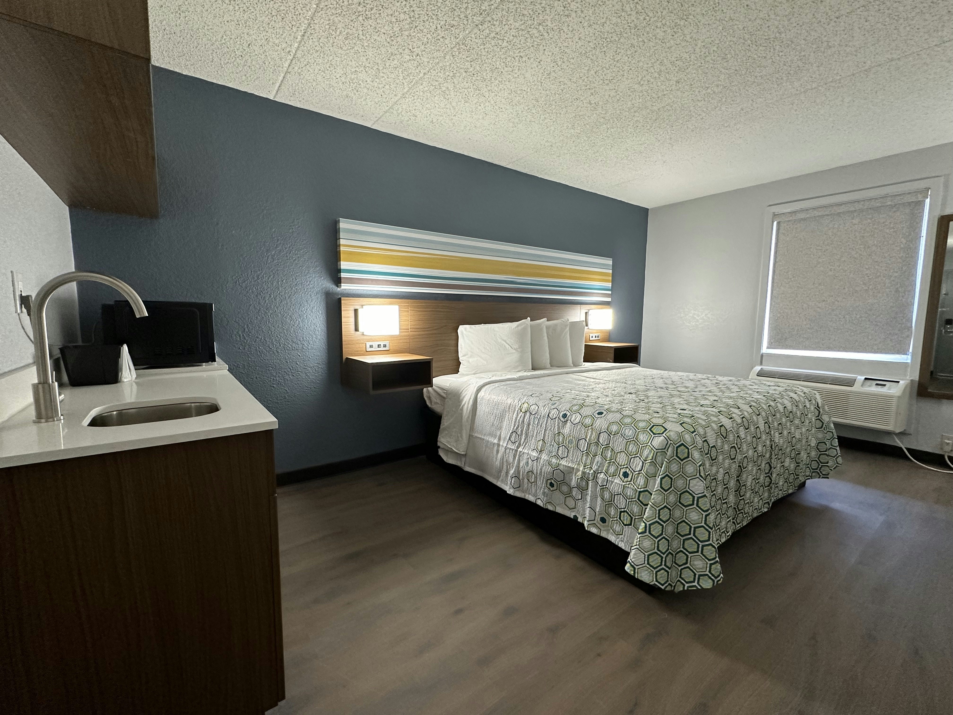 HomeTowne Studios Richmond, VA – W Broad St