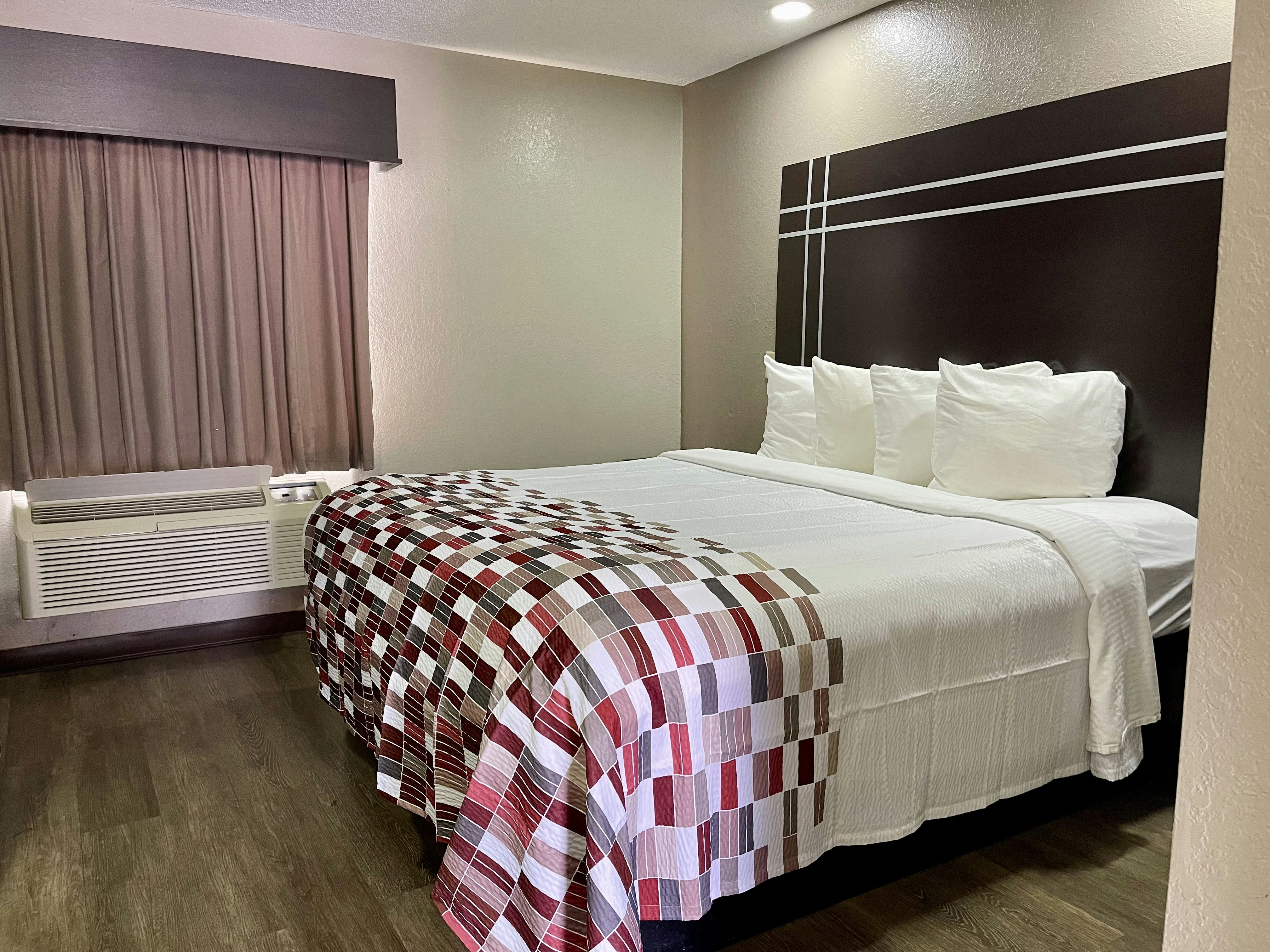 Red Roof Inn Suites Jackson – Richland