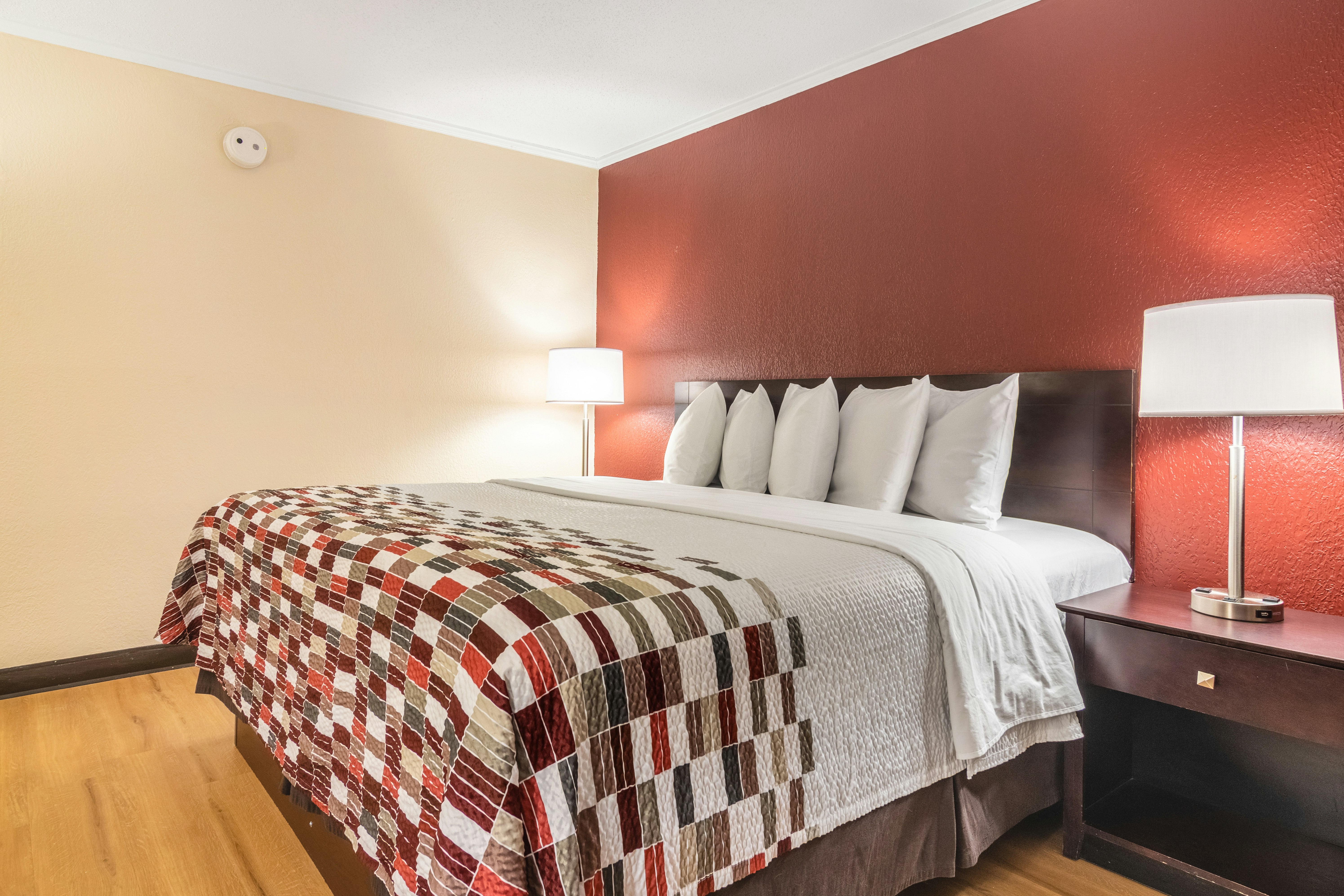 Red Roof Inn Ashtabula – Austinburg