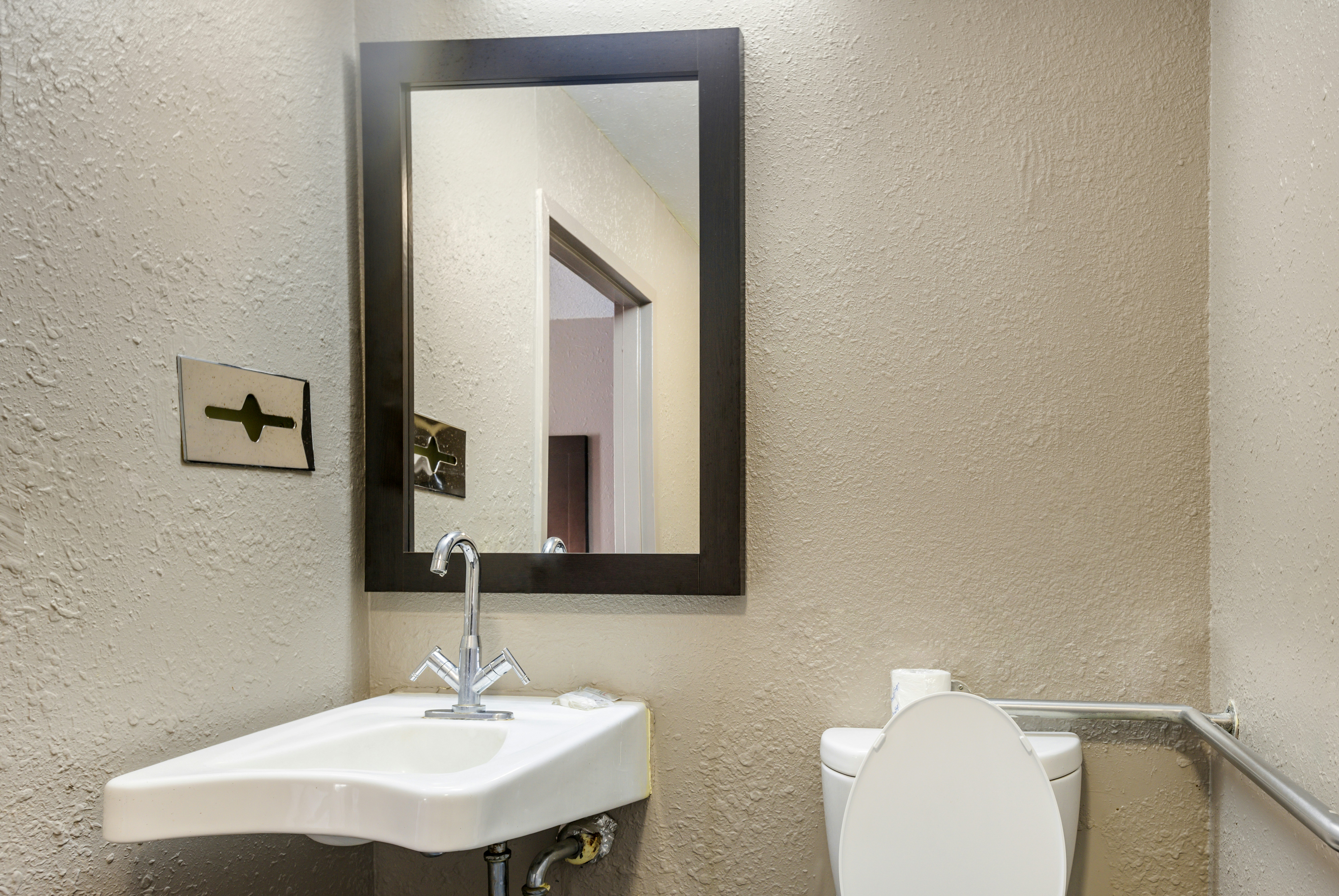 Red Roof Inn Savannah – Southside/Midtown