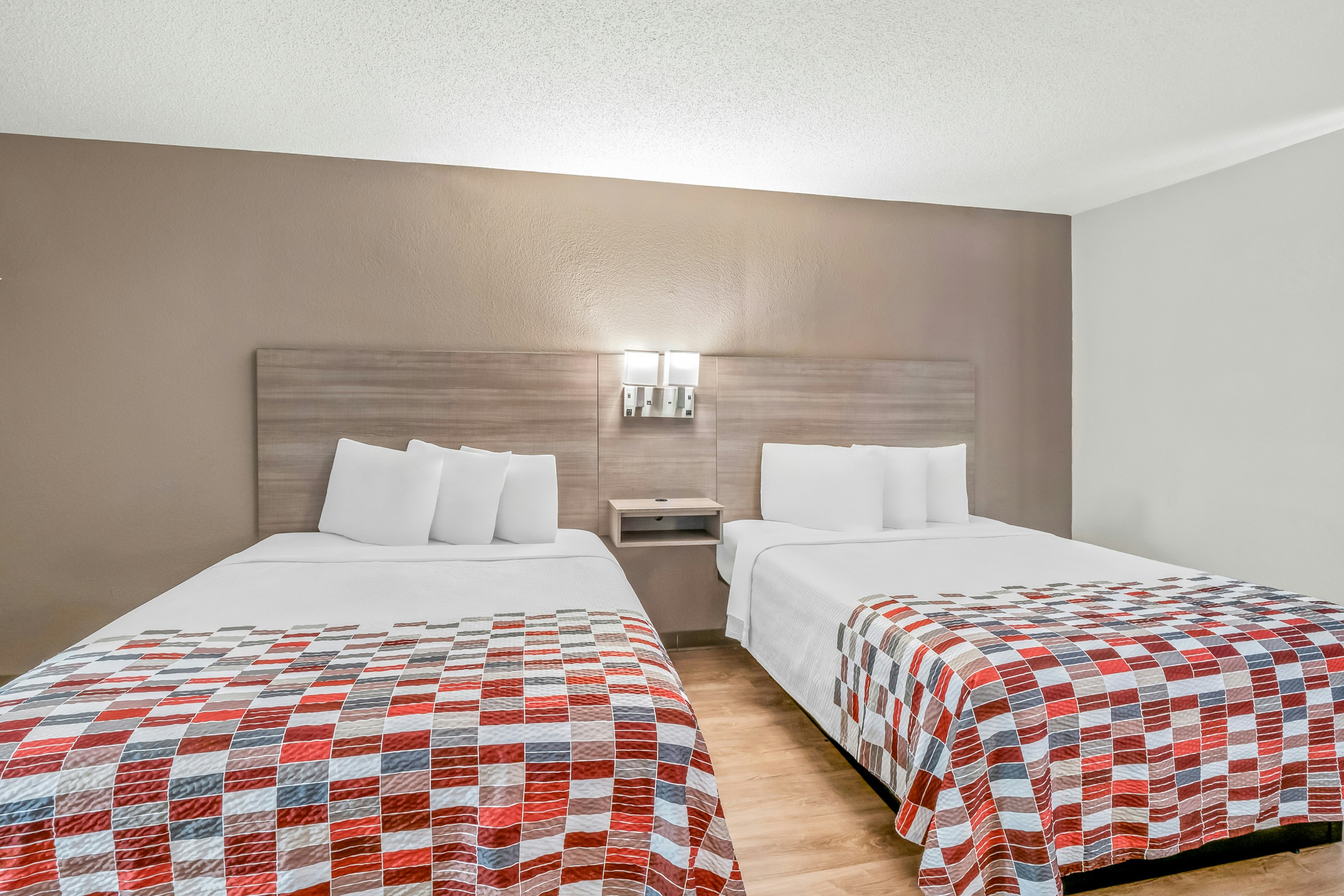 ADA Accessible 2 Queen Beds Non-Smoking