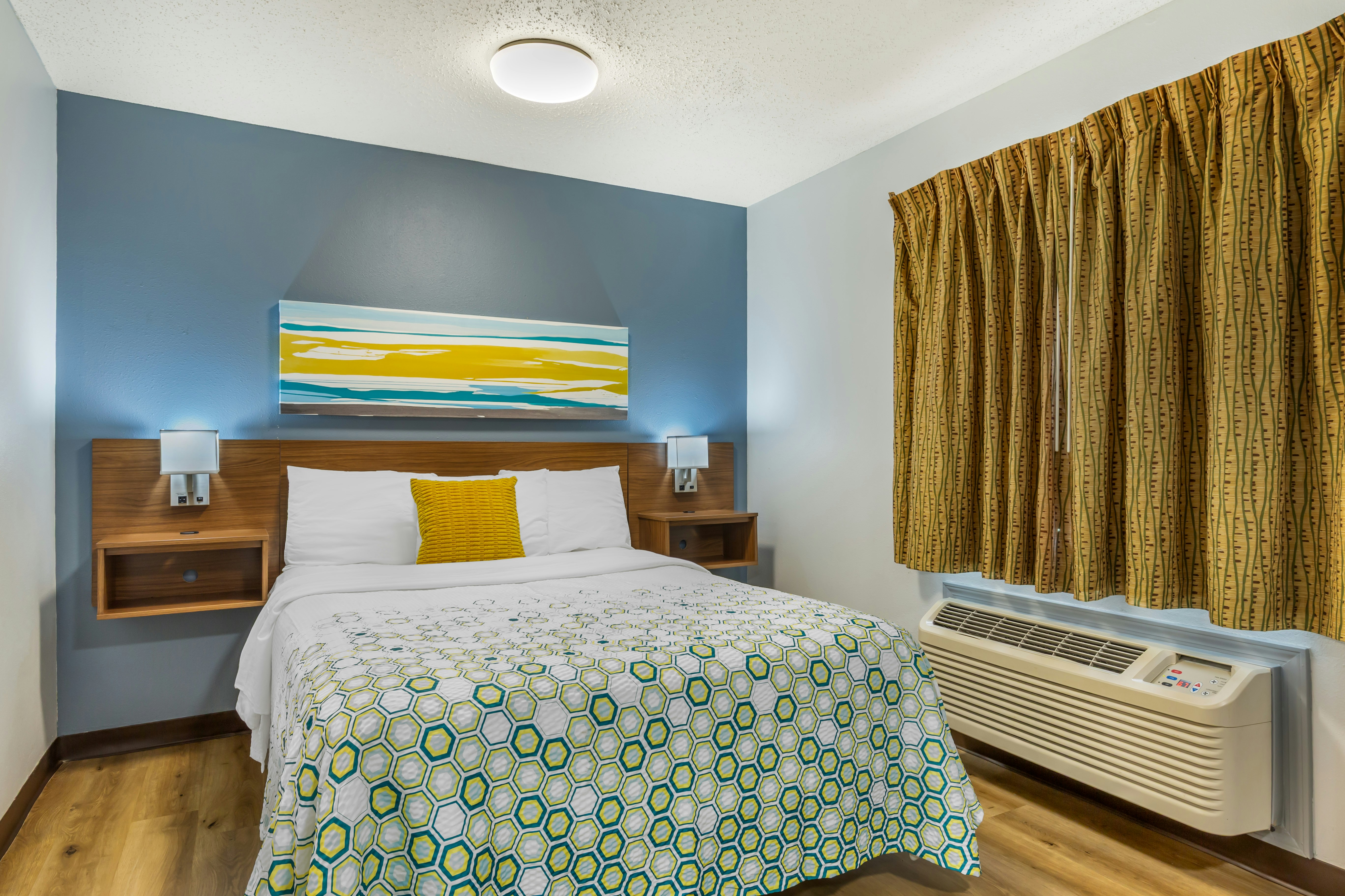 HomeTowne Studios Suites Greensboro