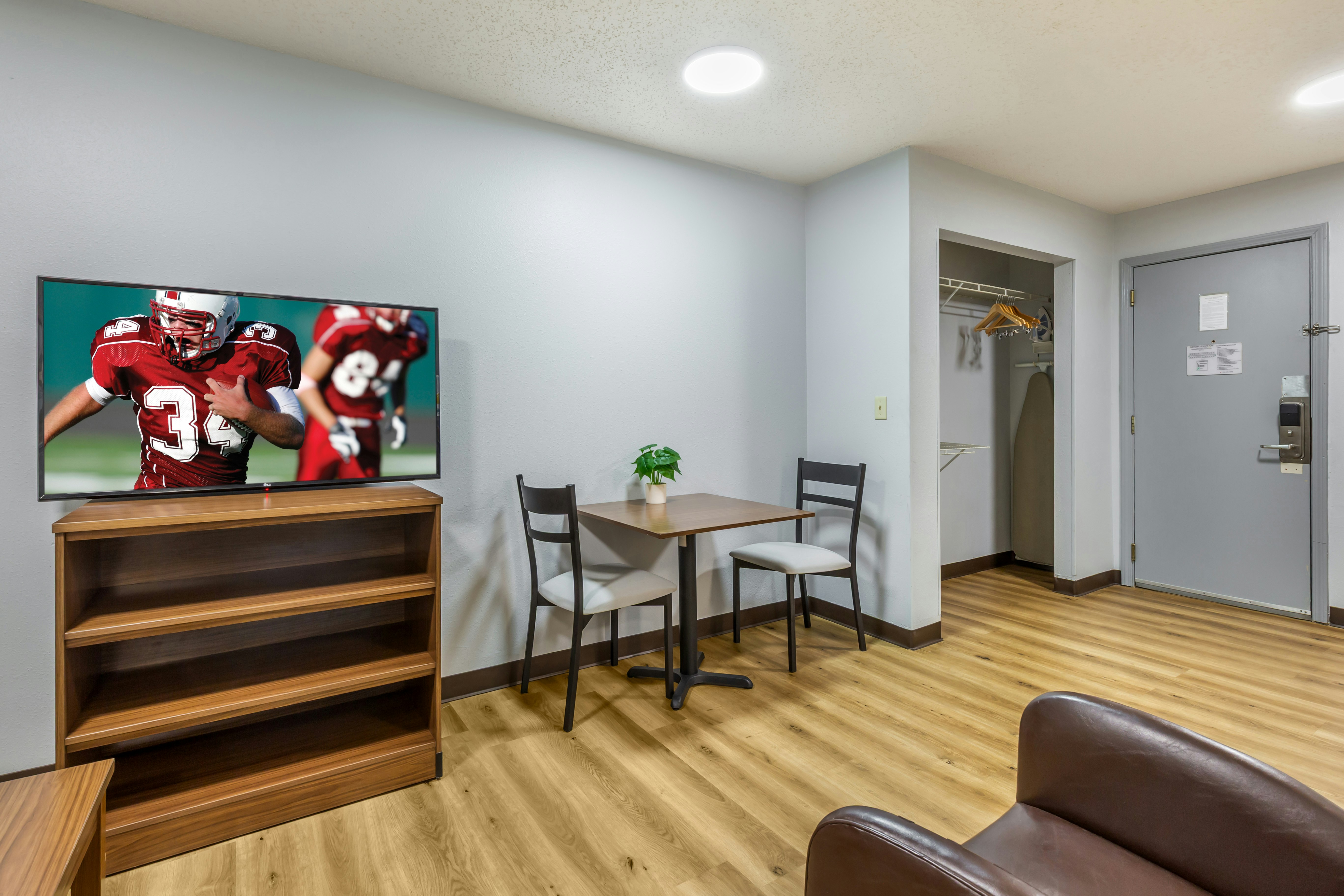 HomeTowne Studios Suites Greensboro
