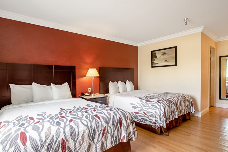 Red Roof Inn Suites Monterey