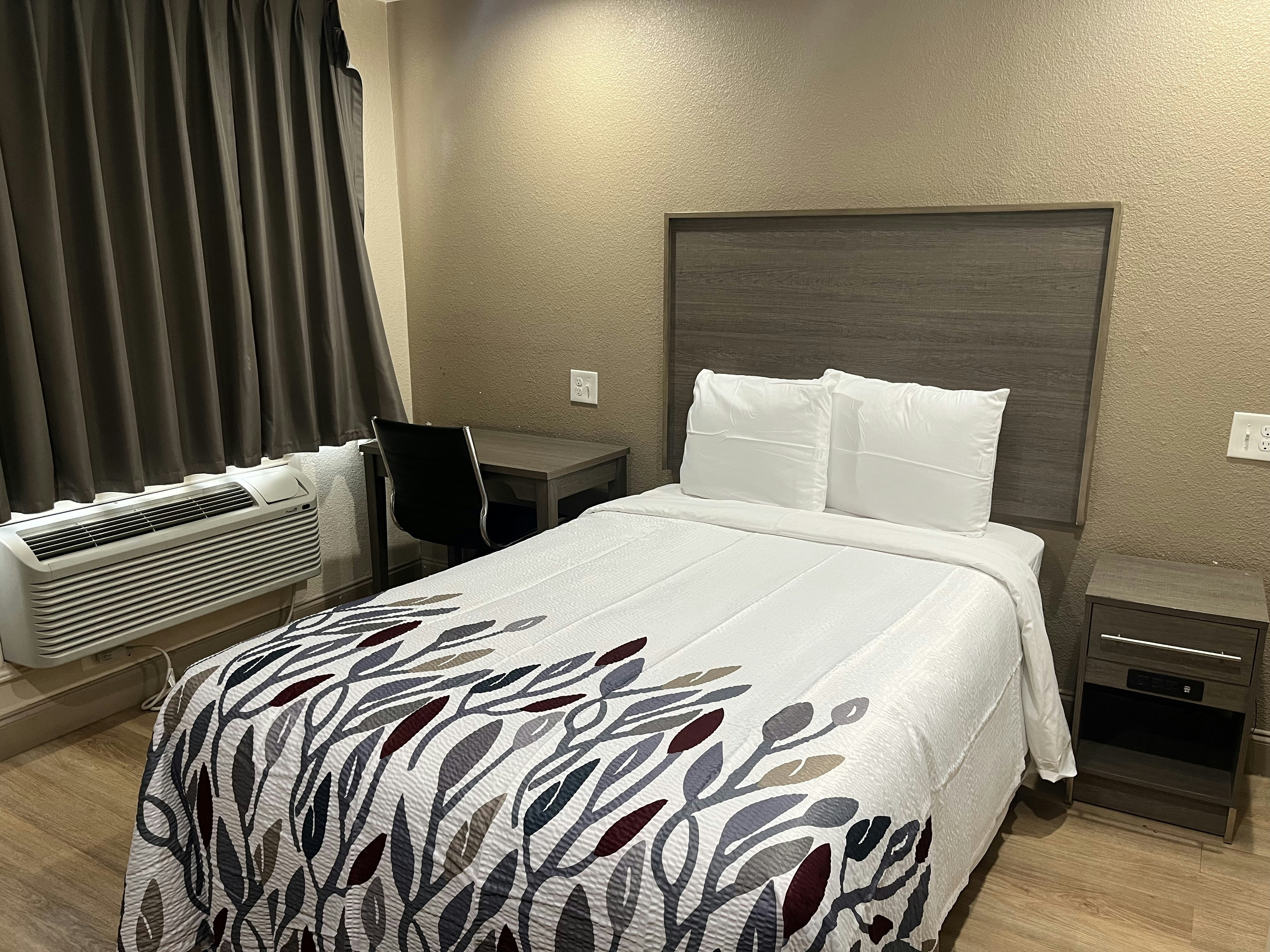 Red Roof Inn Haltom City