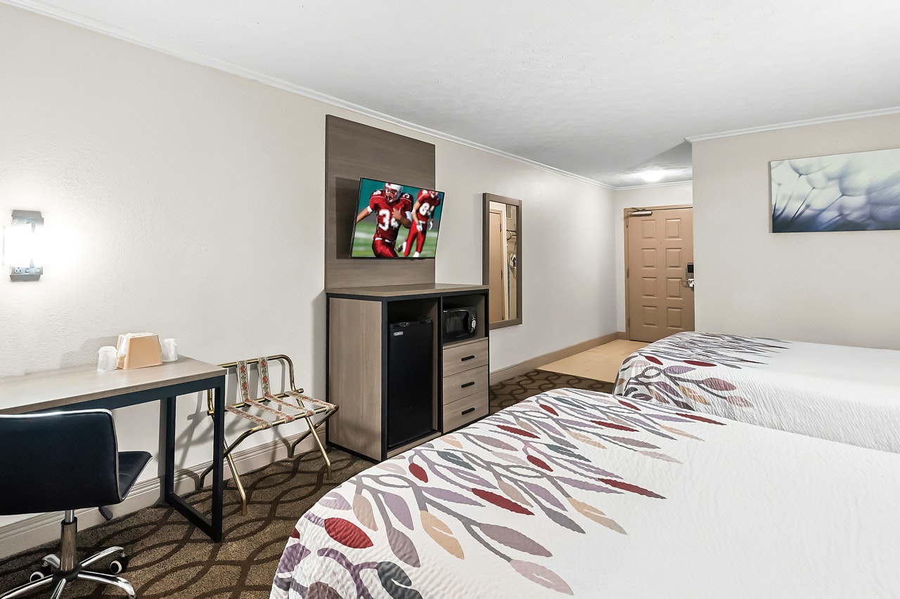 Red Roof Inn Suites Lexington – Hamburg