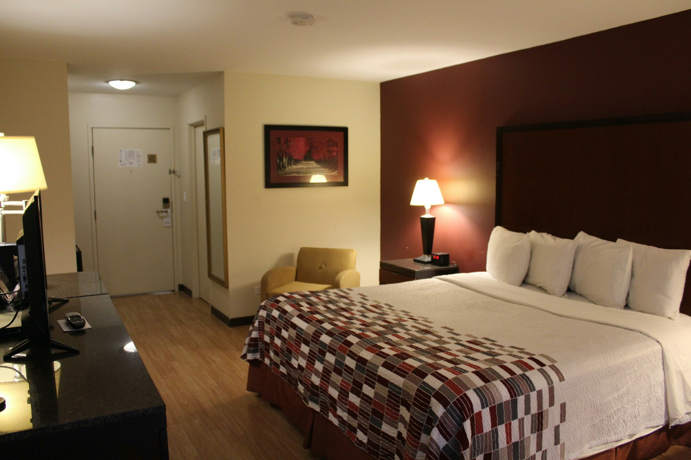 Red Roof Inn Gurnee – Waukegan