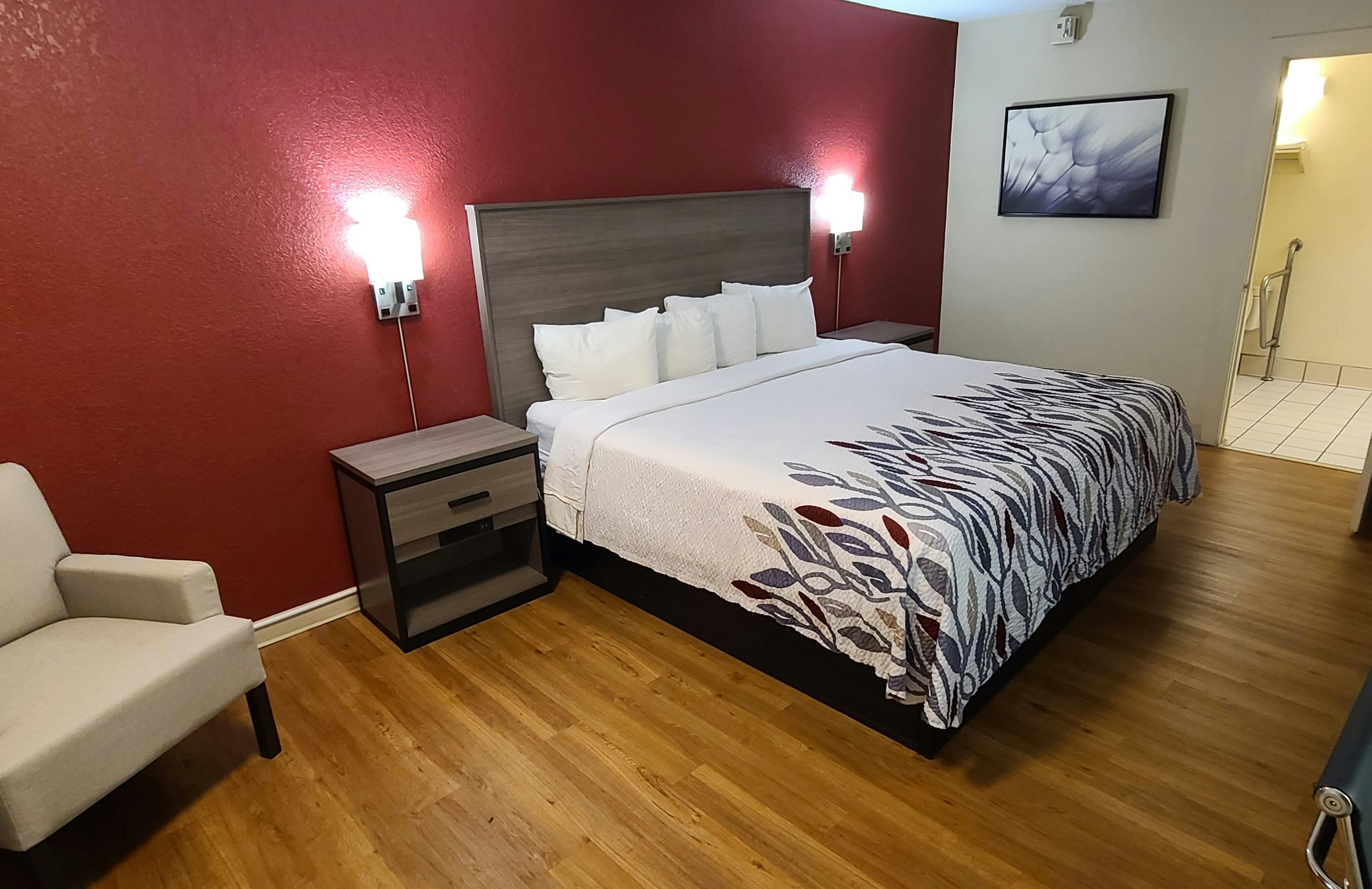 Red Roof Inn Suites Cornelius – Lake Norman