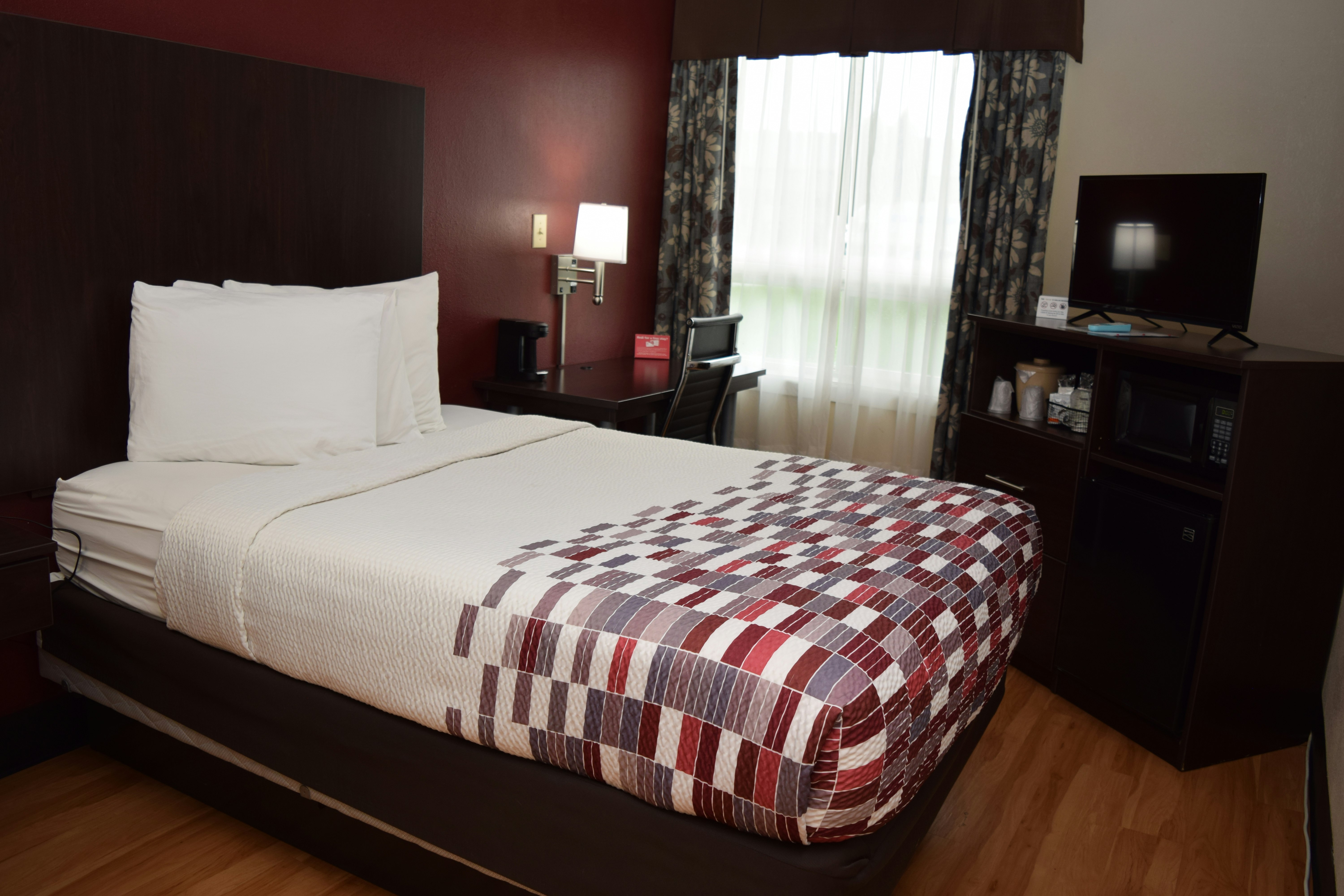 Standard Full Bed Non-Smoking