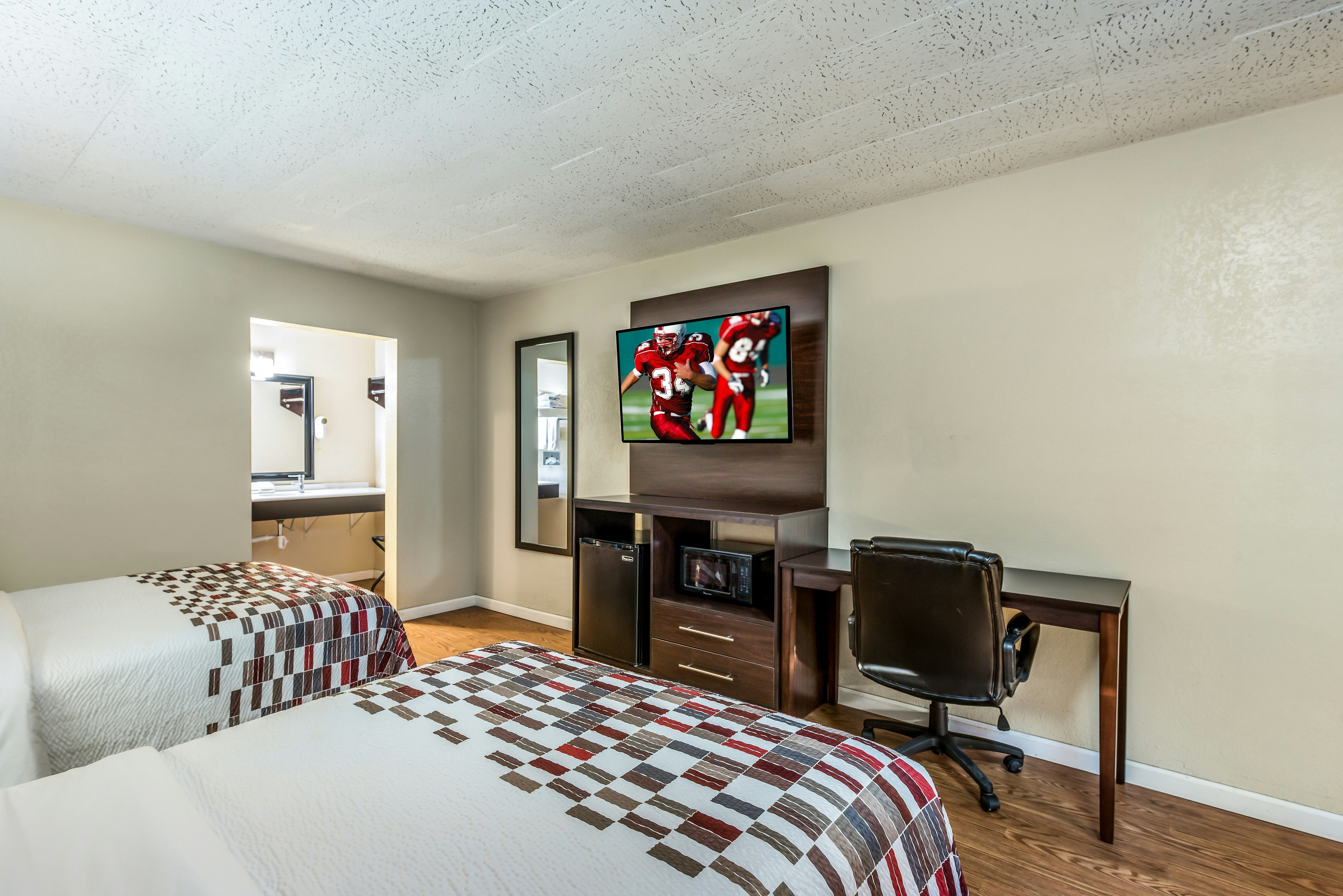 Deluxe 2 Full Beds Non-Smoking