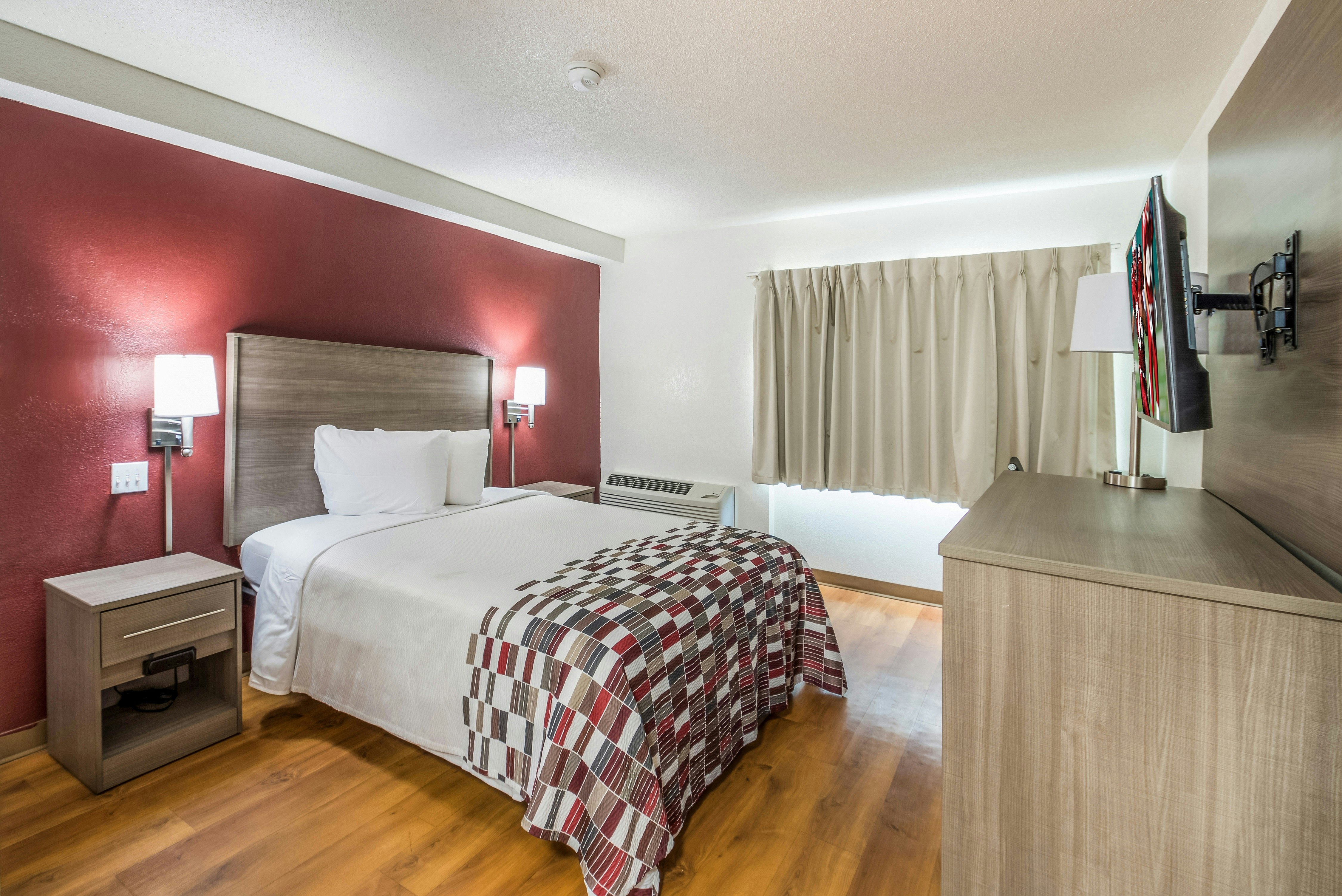 Red Roof Inn Rochester – Airport
