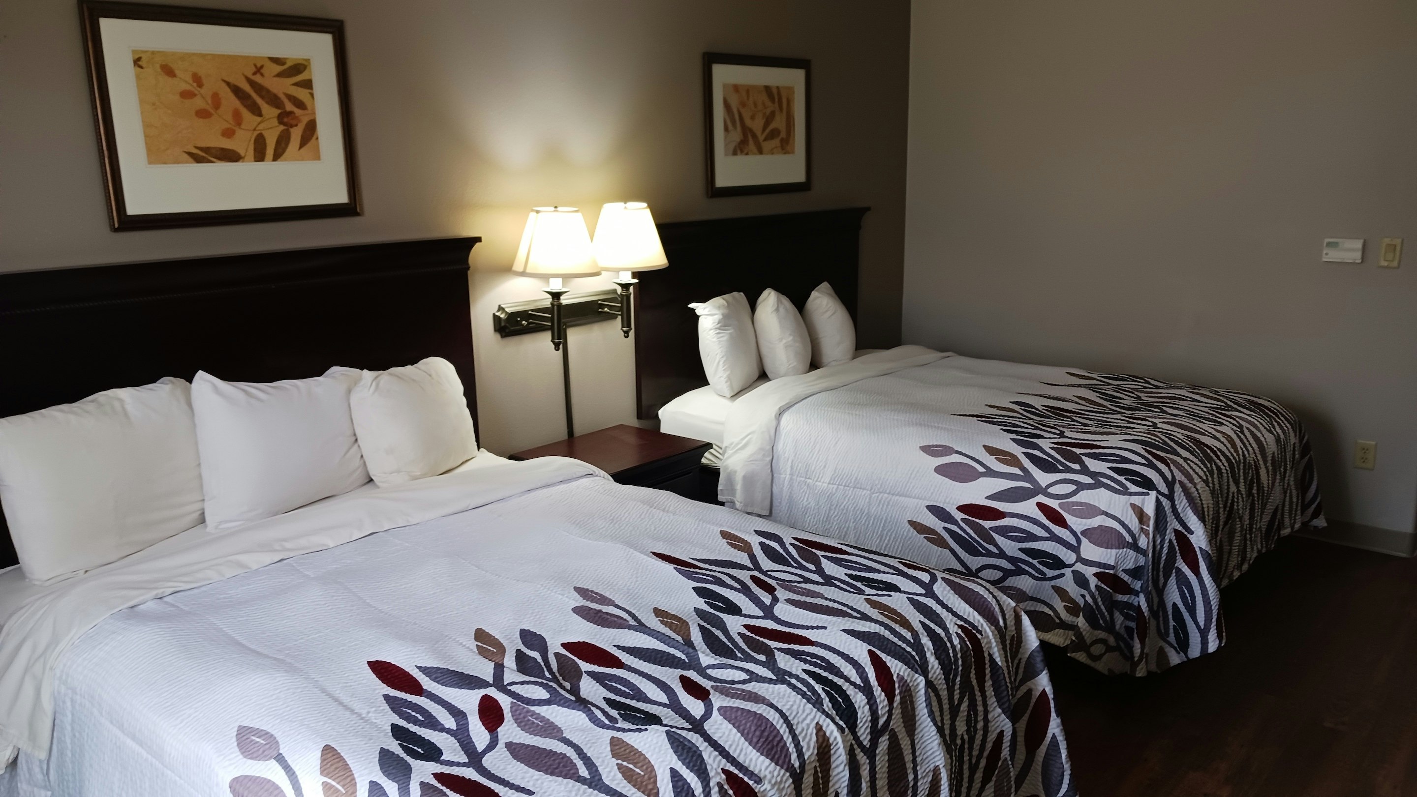 Red Roof Inn Suites Midland
