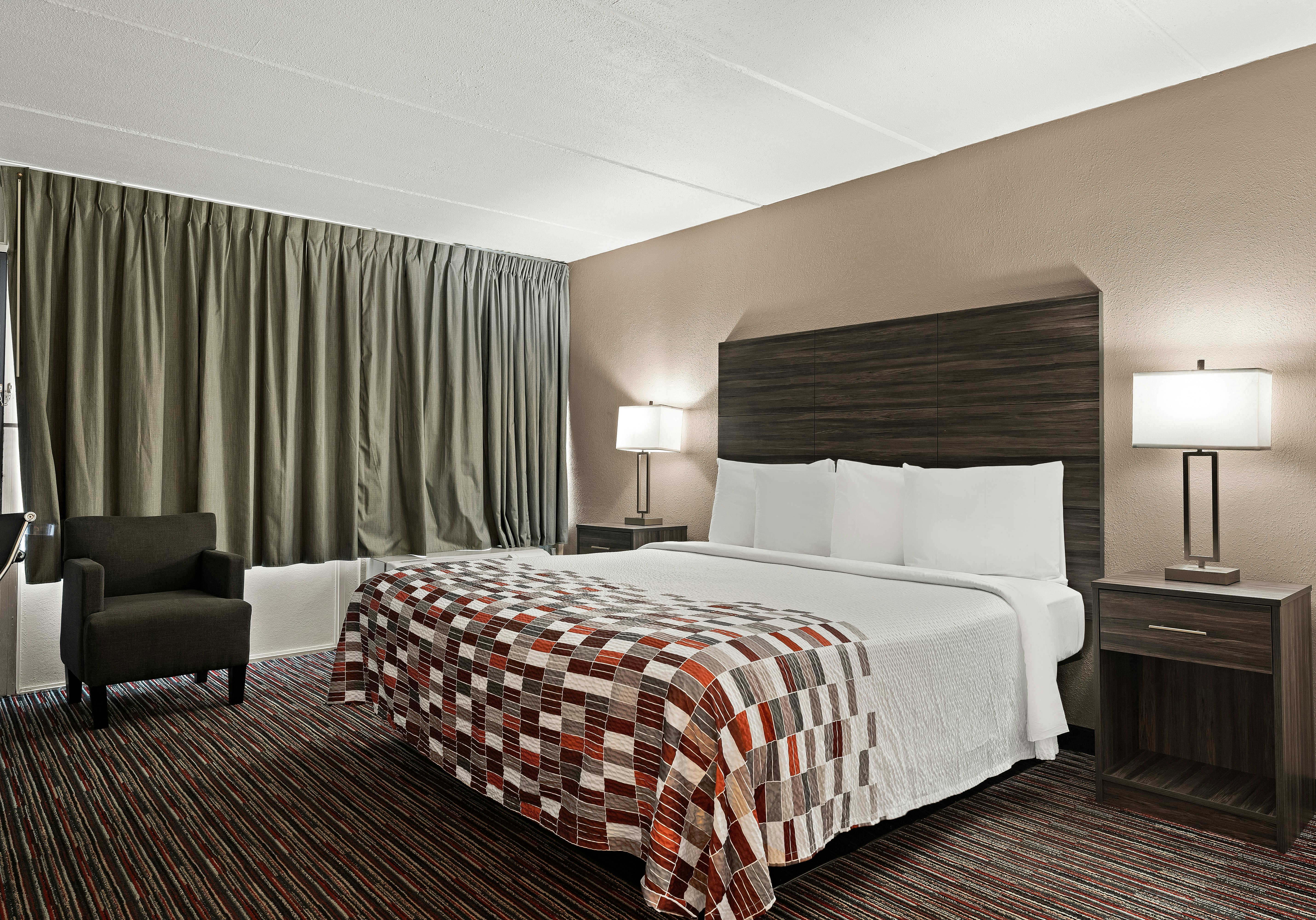 Red Roof Inn Reading