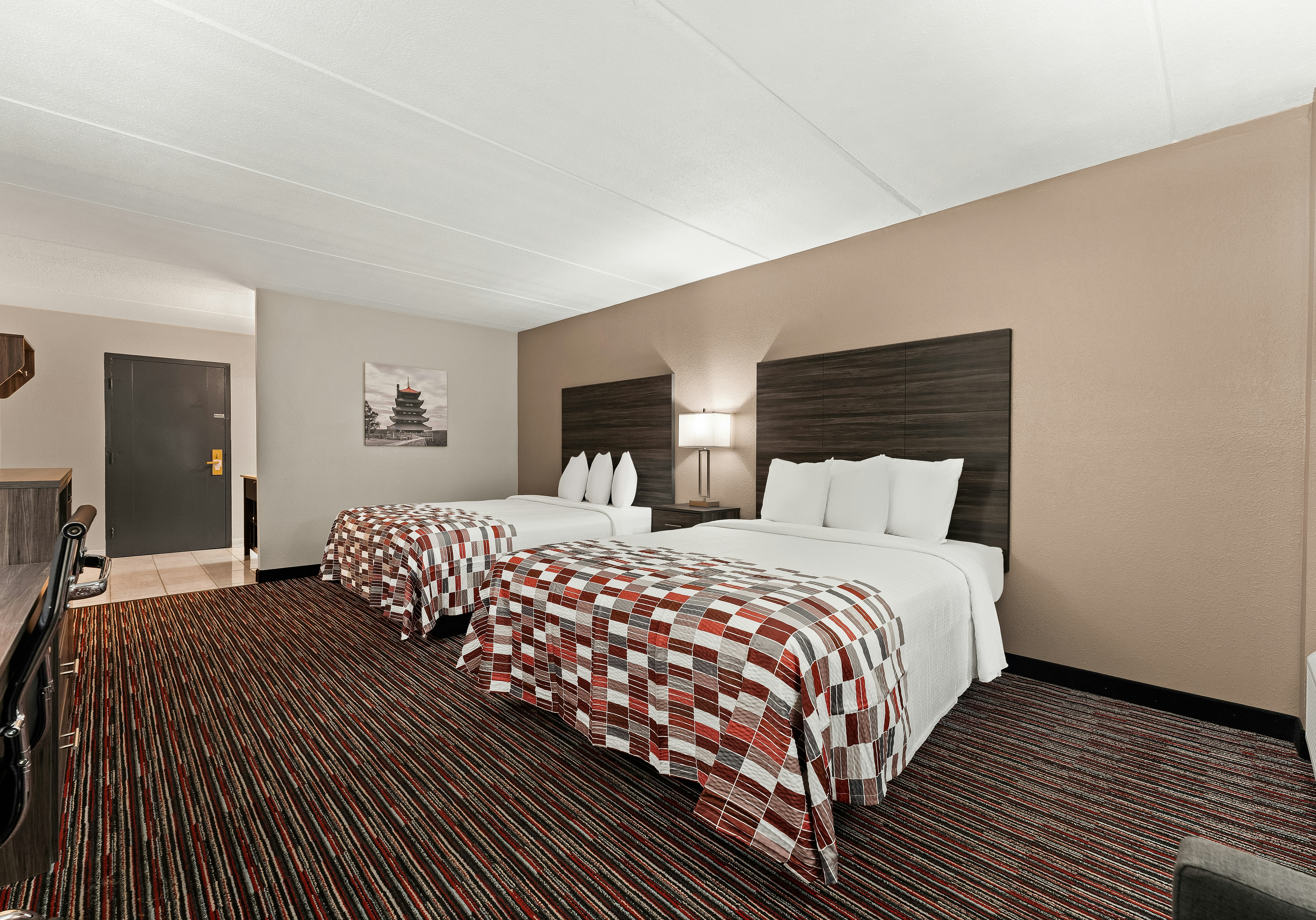 Deluxe 2 Queen Beds Non-Smoking