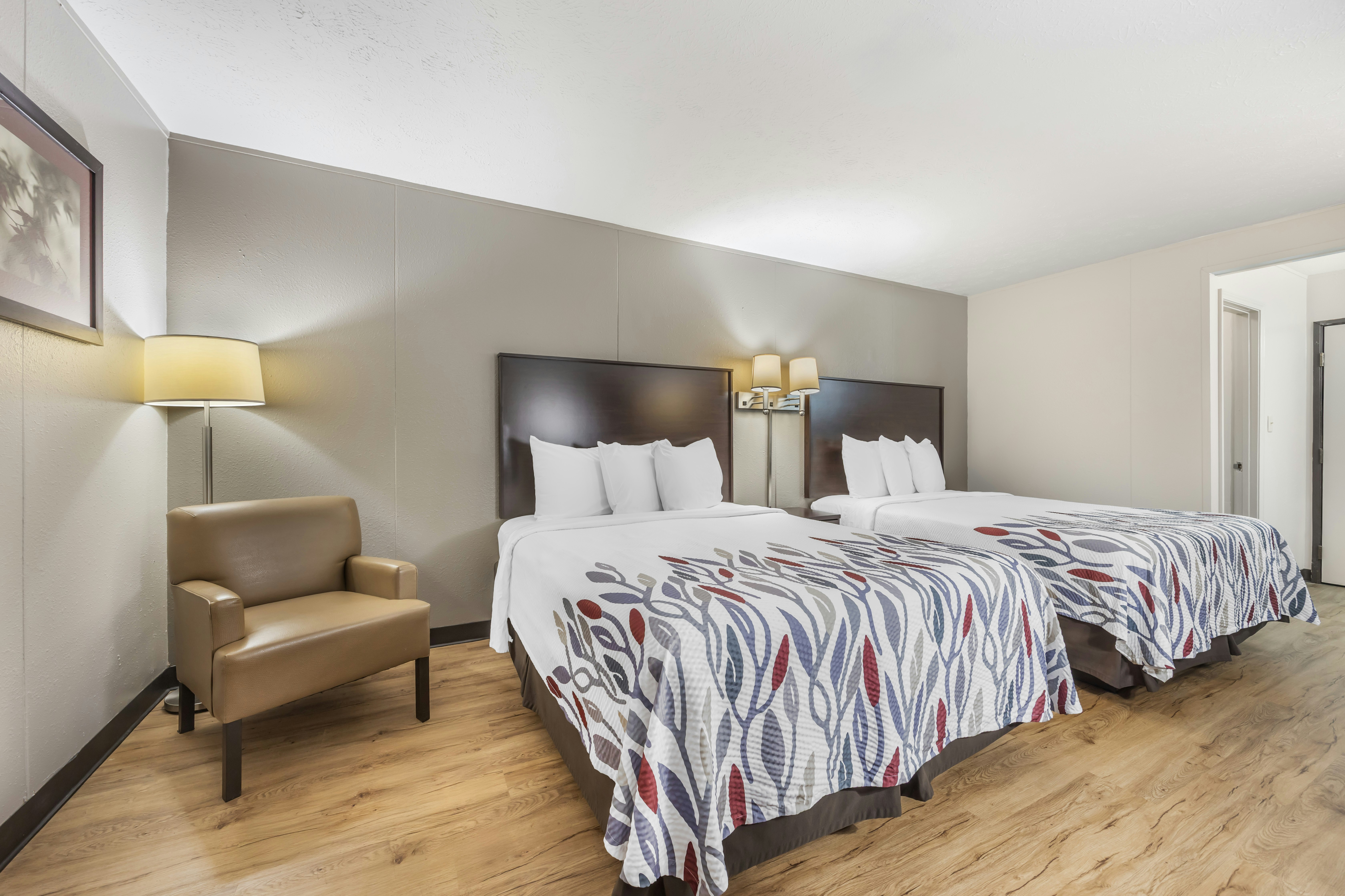 Deluxe 2 Queen Beds Smoke-Free
