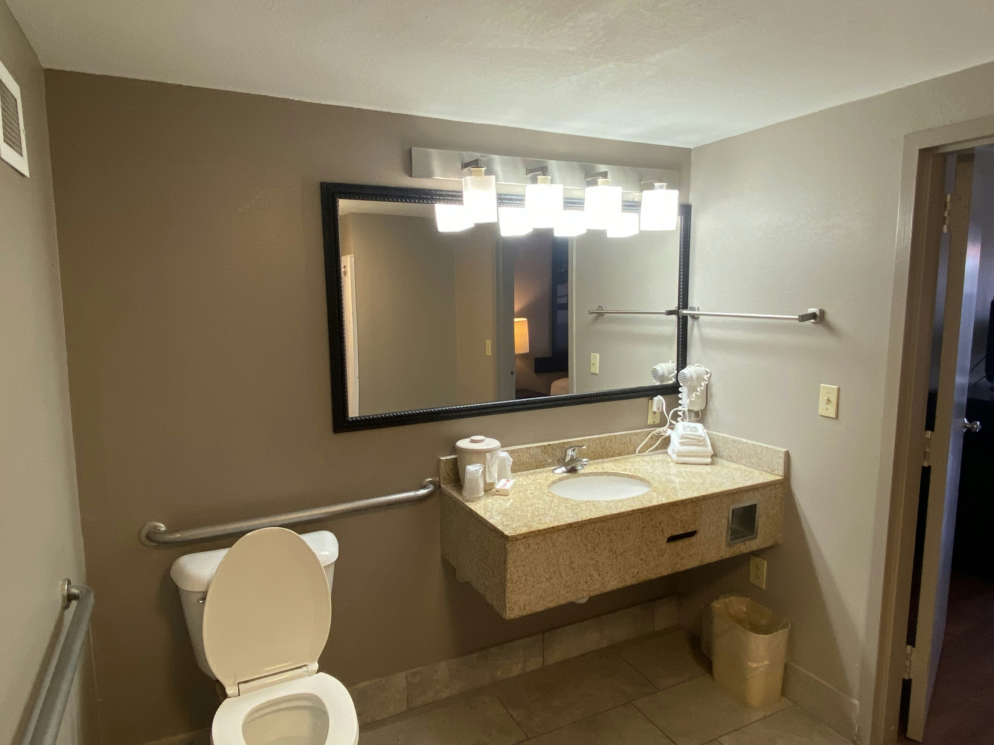 Red Roof Inn Savannah North I-95 – Port Wentworth