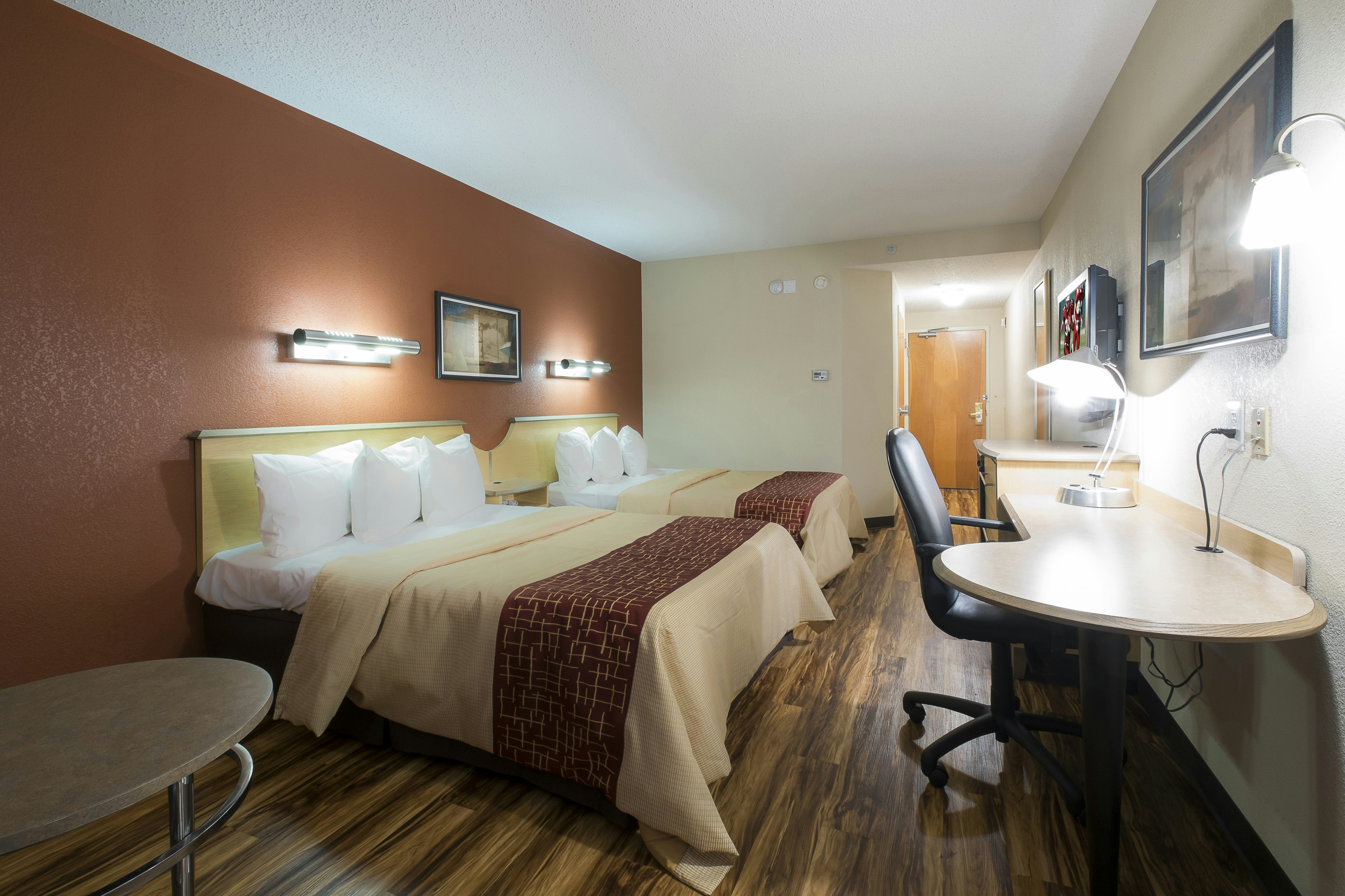 Red Roof Inn Suites Philadelphia – Bellmawr