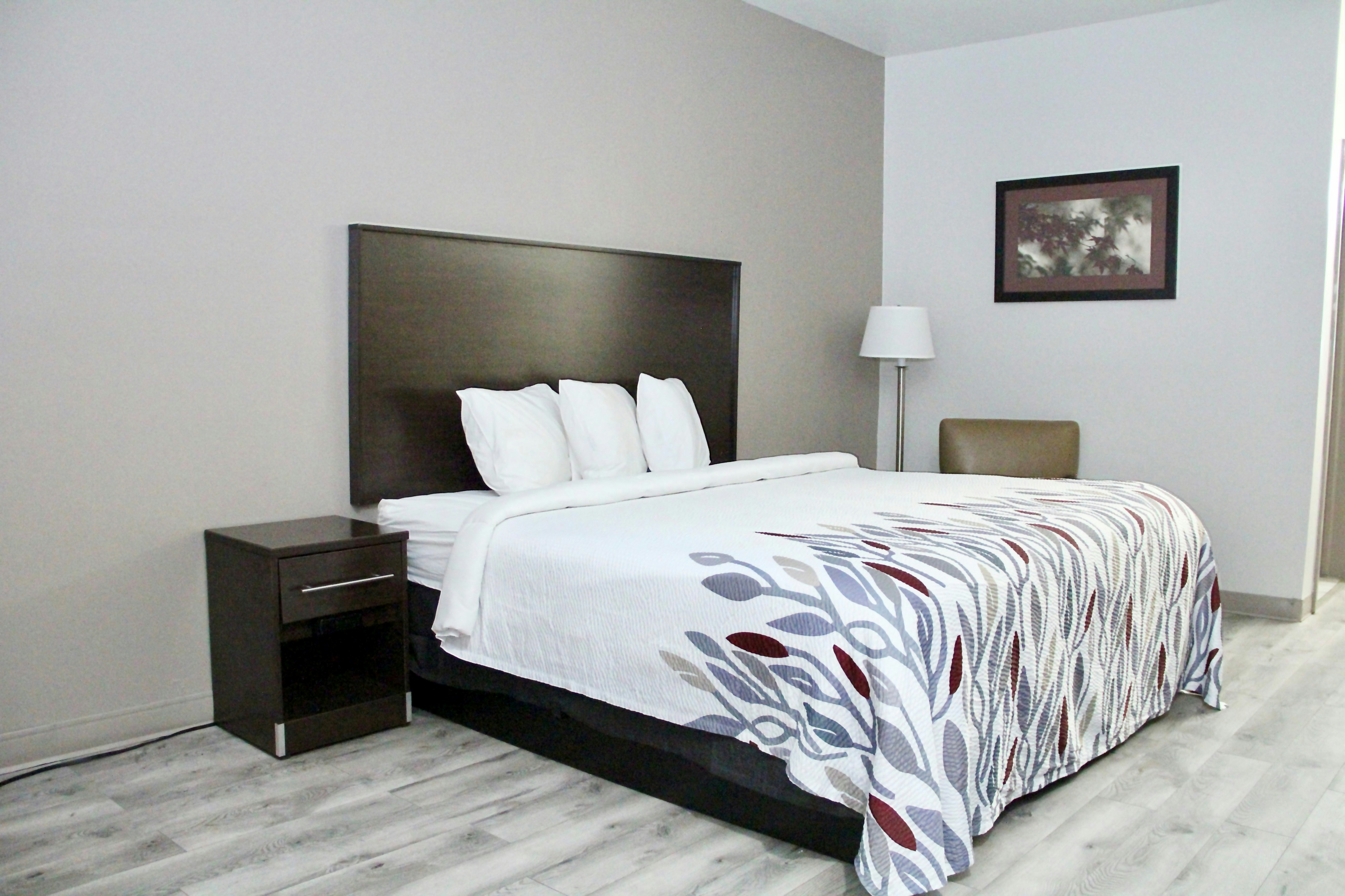Red Roof Inn Suites Lake Orion/ Auburn Hills